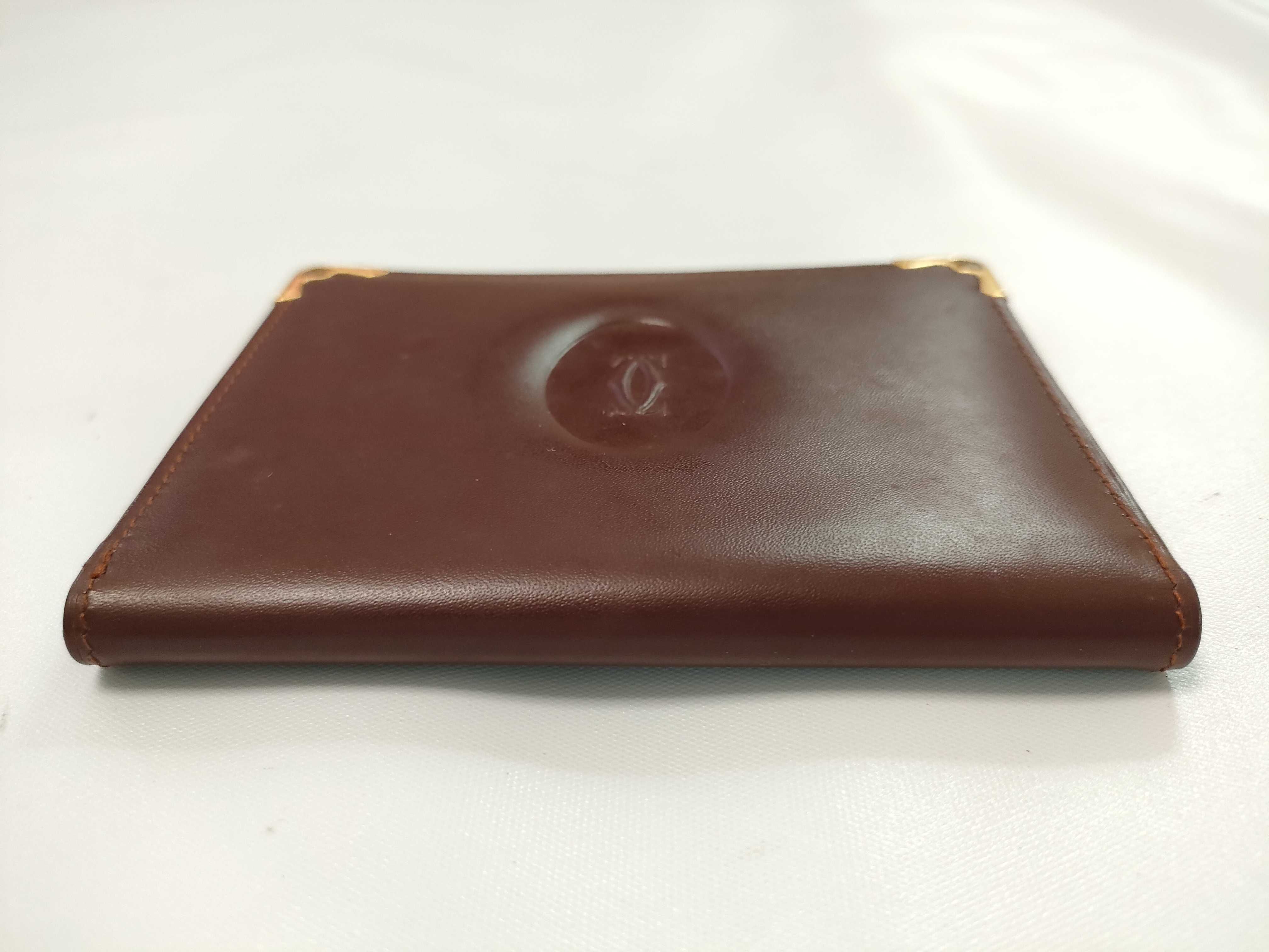 must line wallet — view 4