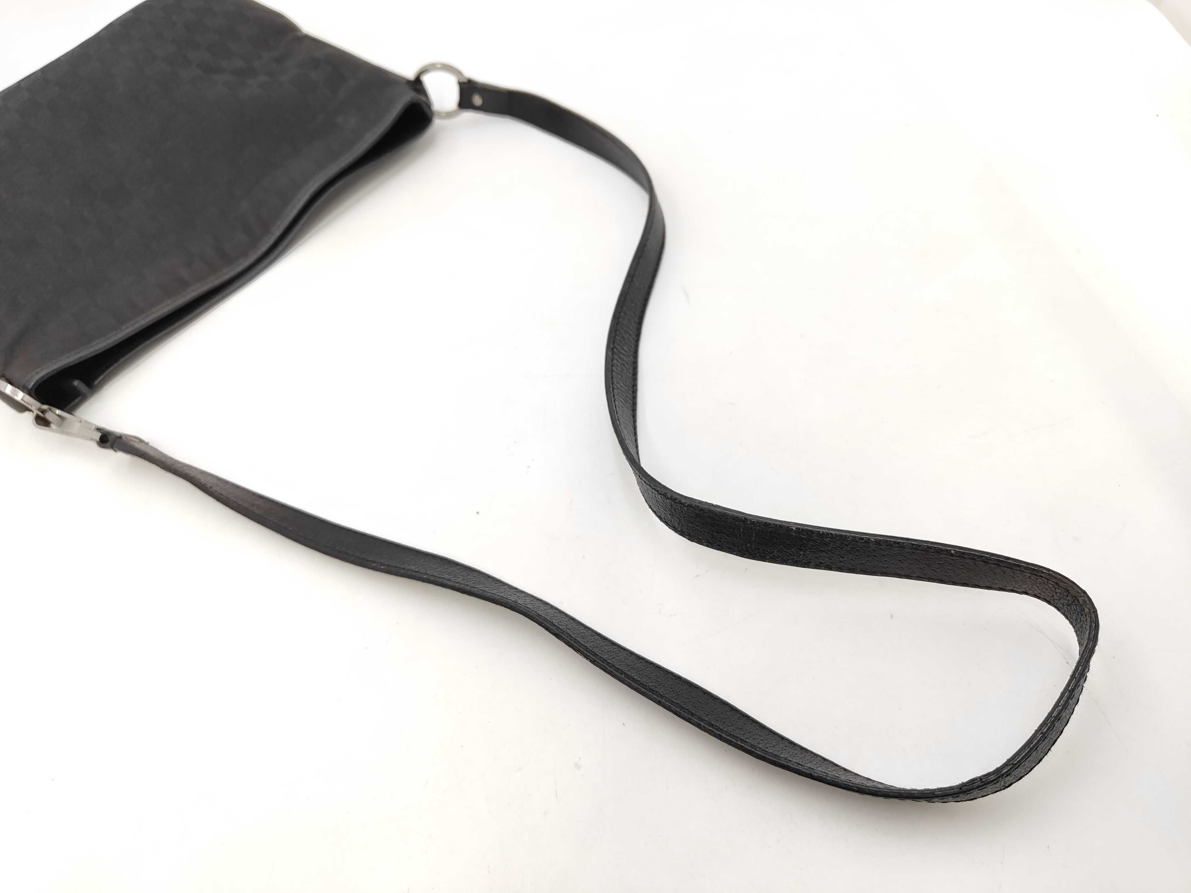 GG Canvas Black Shoulder Bag 113013 — view 4
