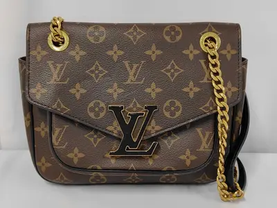 Passy M45592NFC Monogram Shoulder Bag