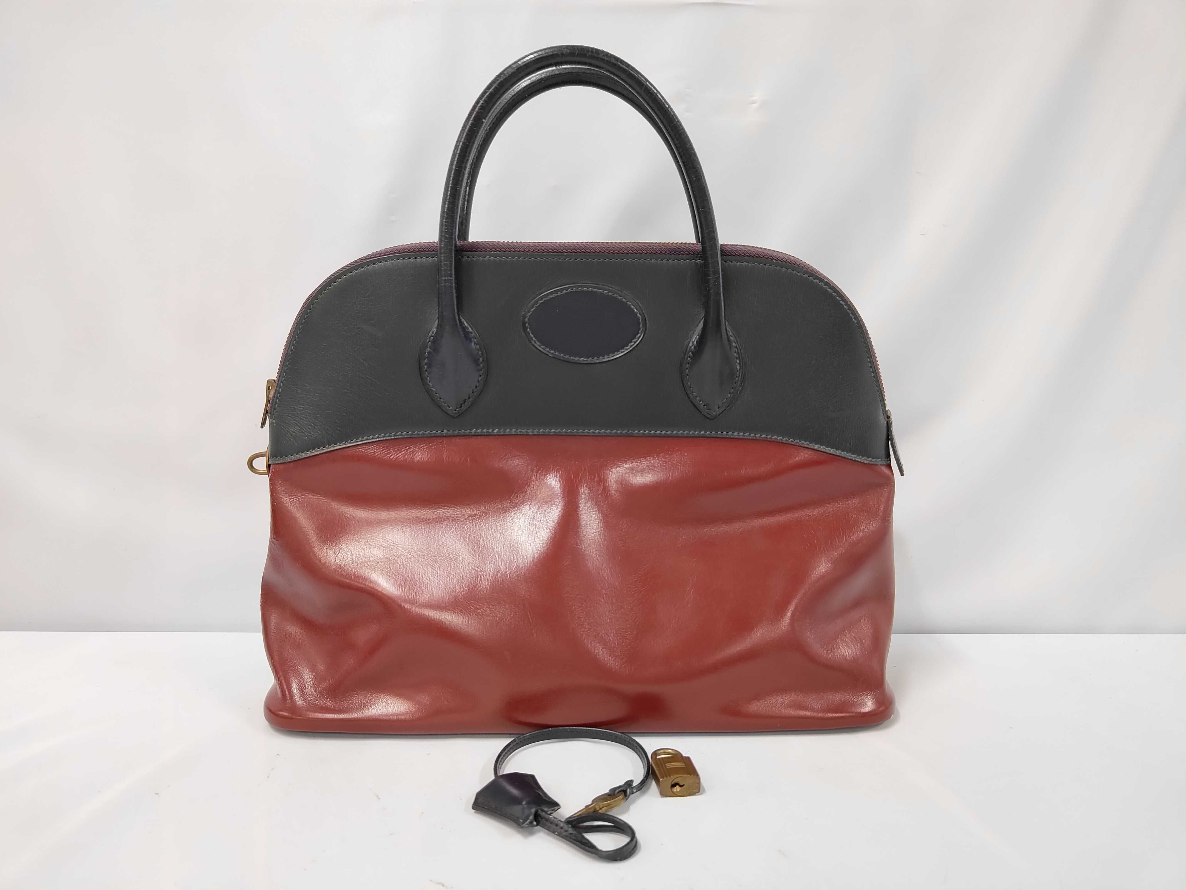 Bolide 35 Box Calf Green x Bordeaux x Navy Gold Hardware M Stamp Handbag