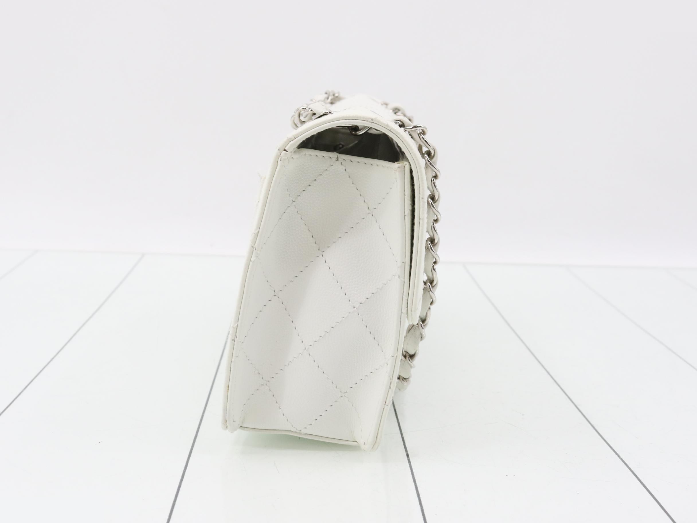 Matelassé caviar leather chain shoulder bag, model number 5. — view 4