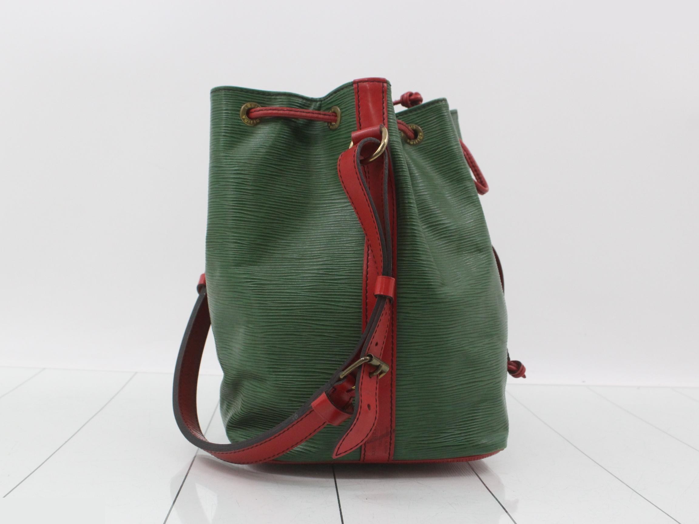 M44147 Petit Noe Shoulder Bag — view 4