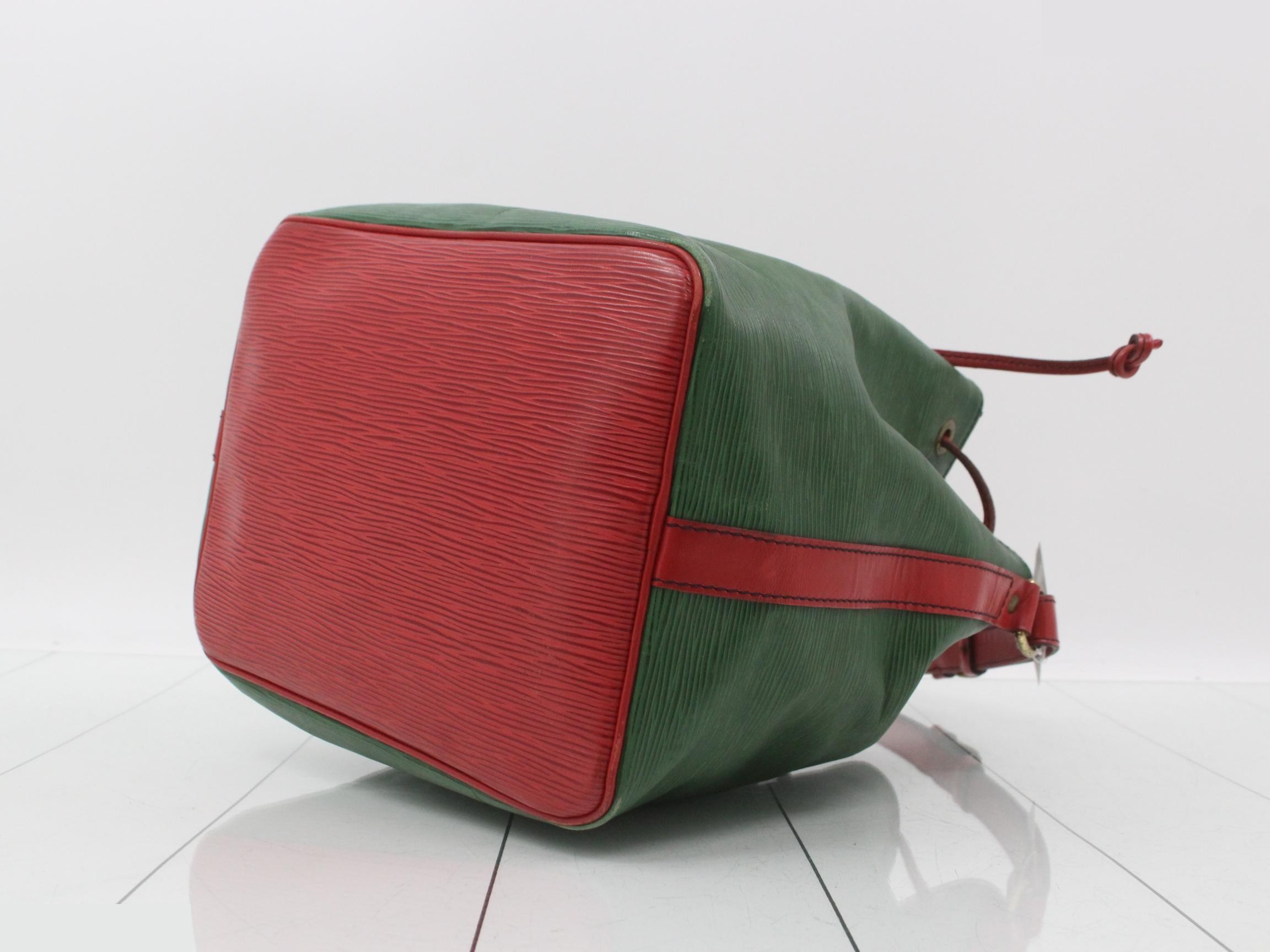 M44147 Petit Noe Shoulder Bag — view 6