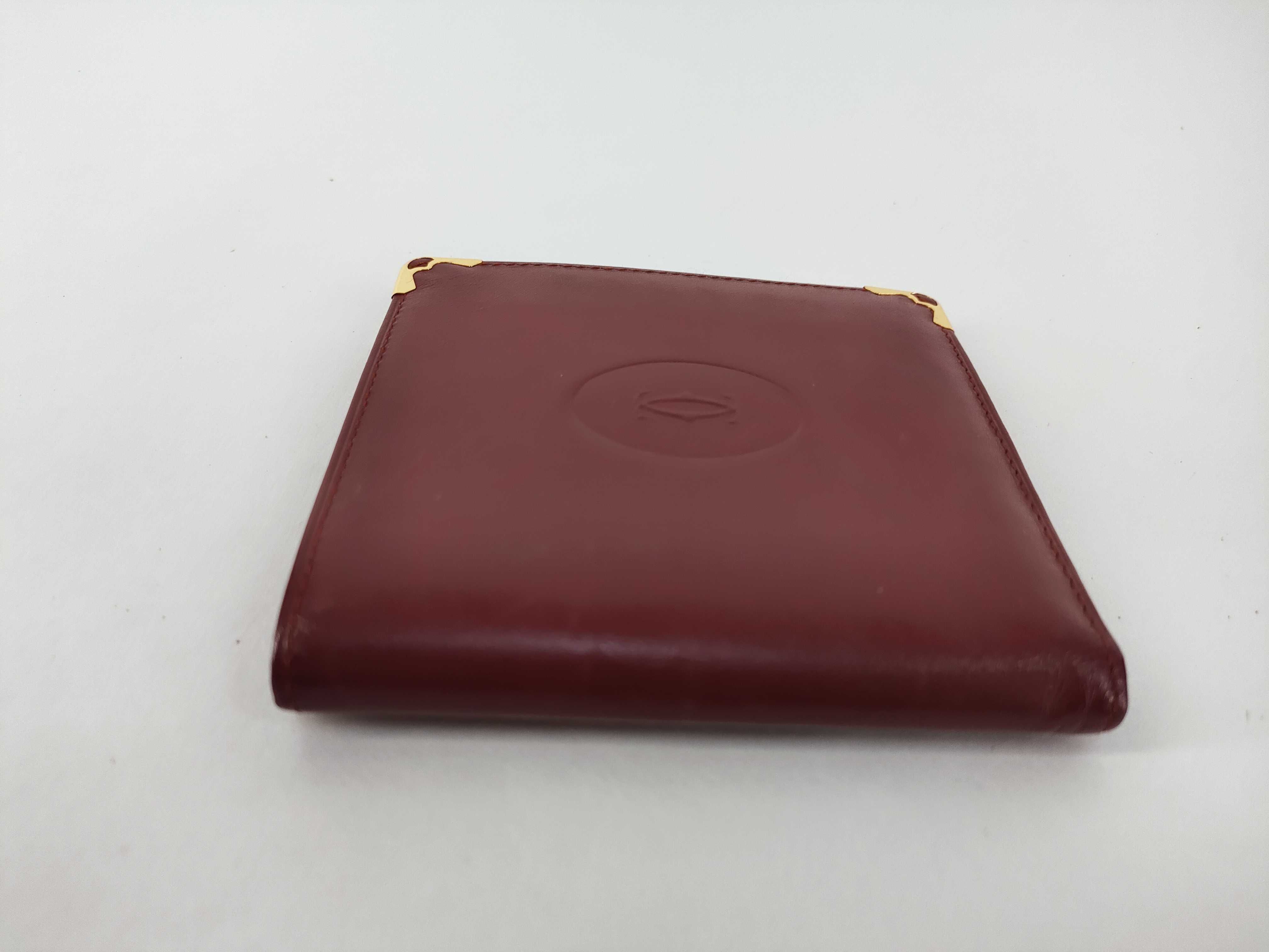 Must line wallet — view 7