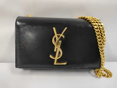 Kate Small Grain de Poudre Patent Leather Shoulder Bag