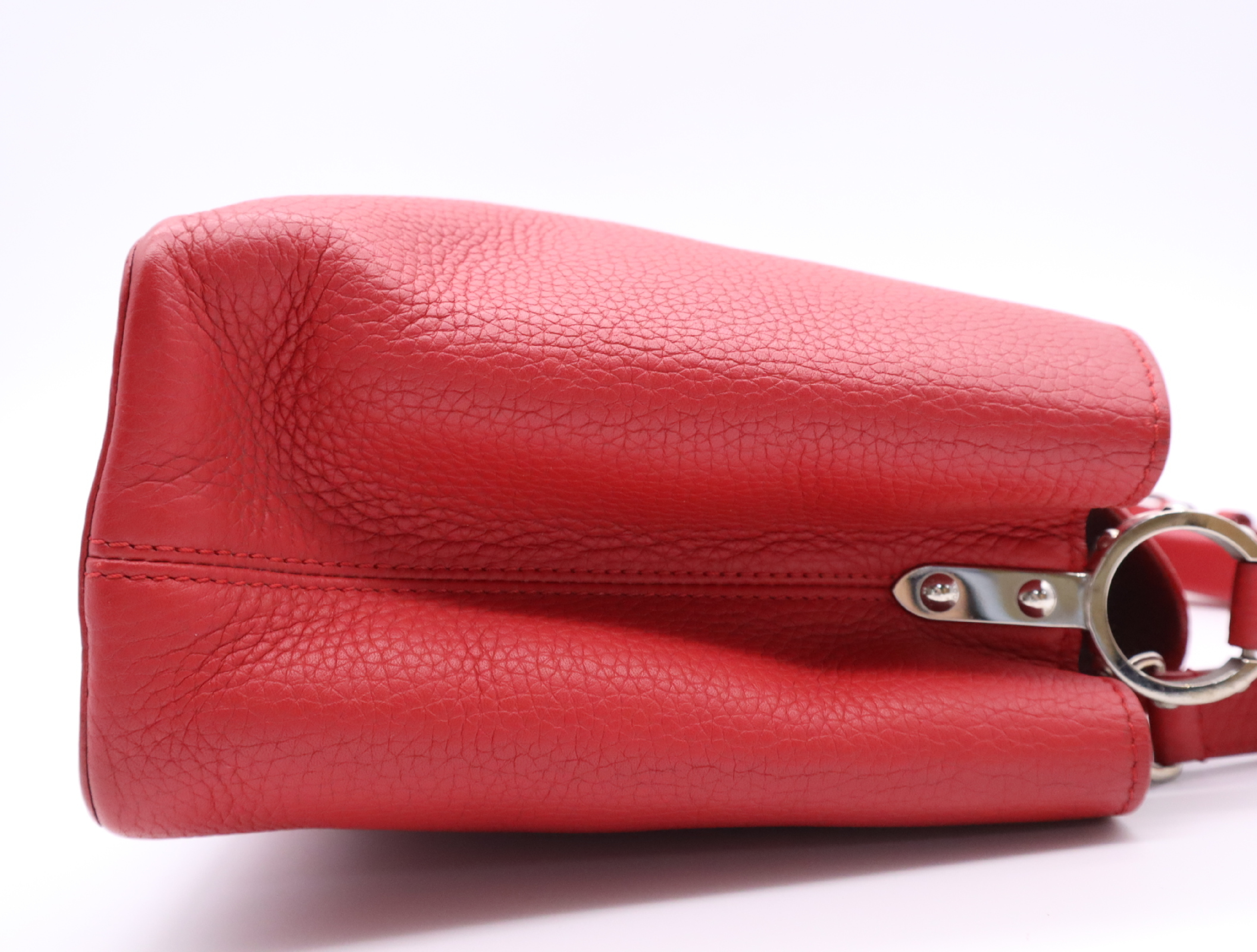 M42237 Taurillon Capucines PM Red Handbag with Shoulder Strap — view 5