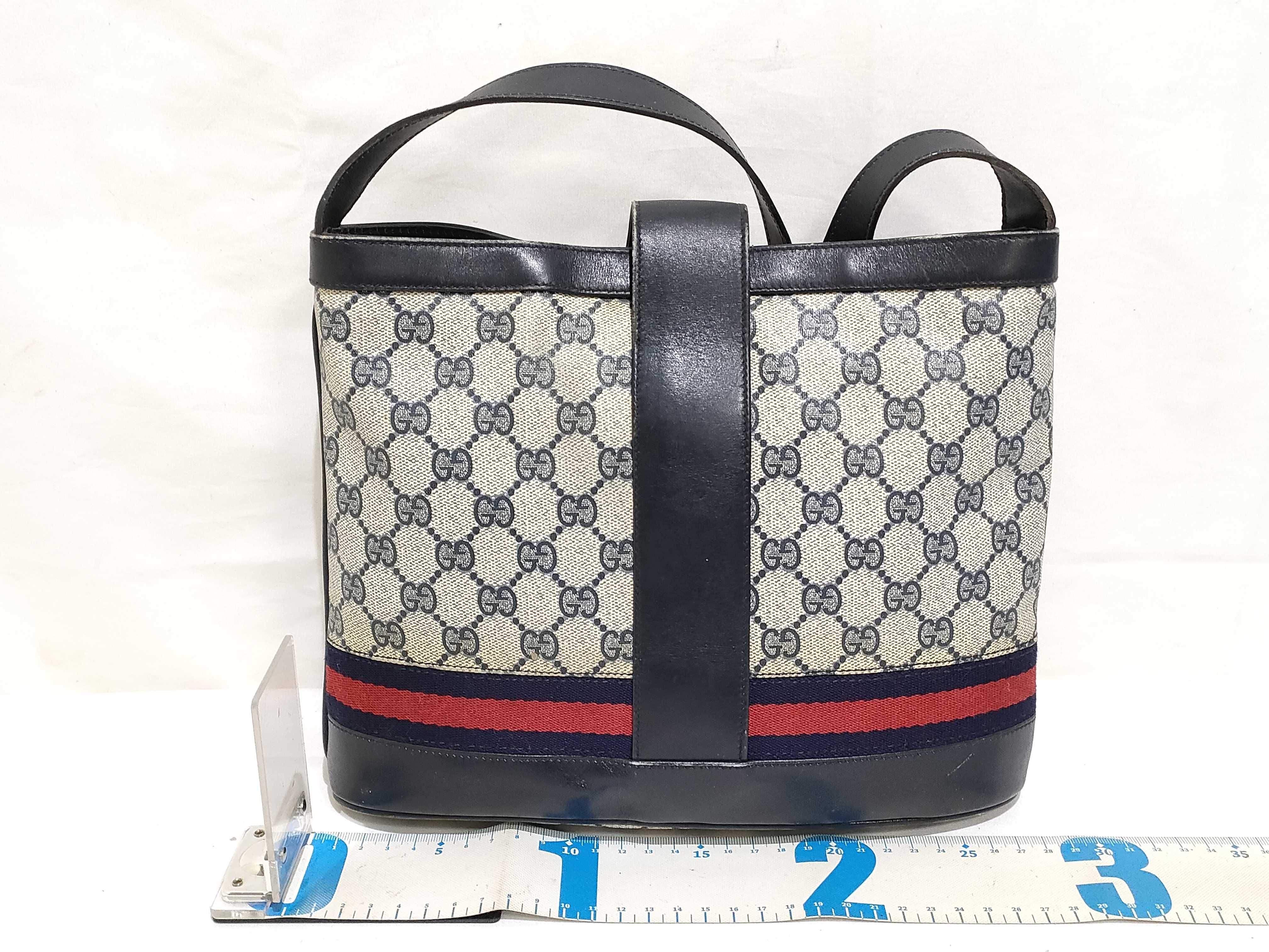 GG Supreme Shoulder Bag (Old GG Hardware) — view 2