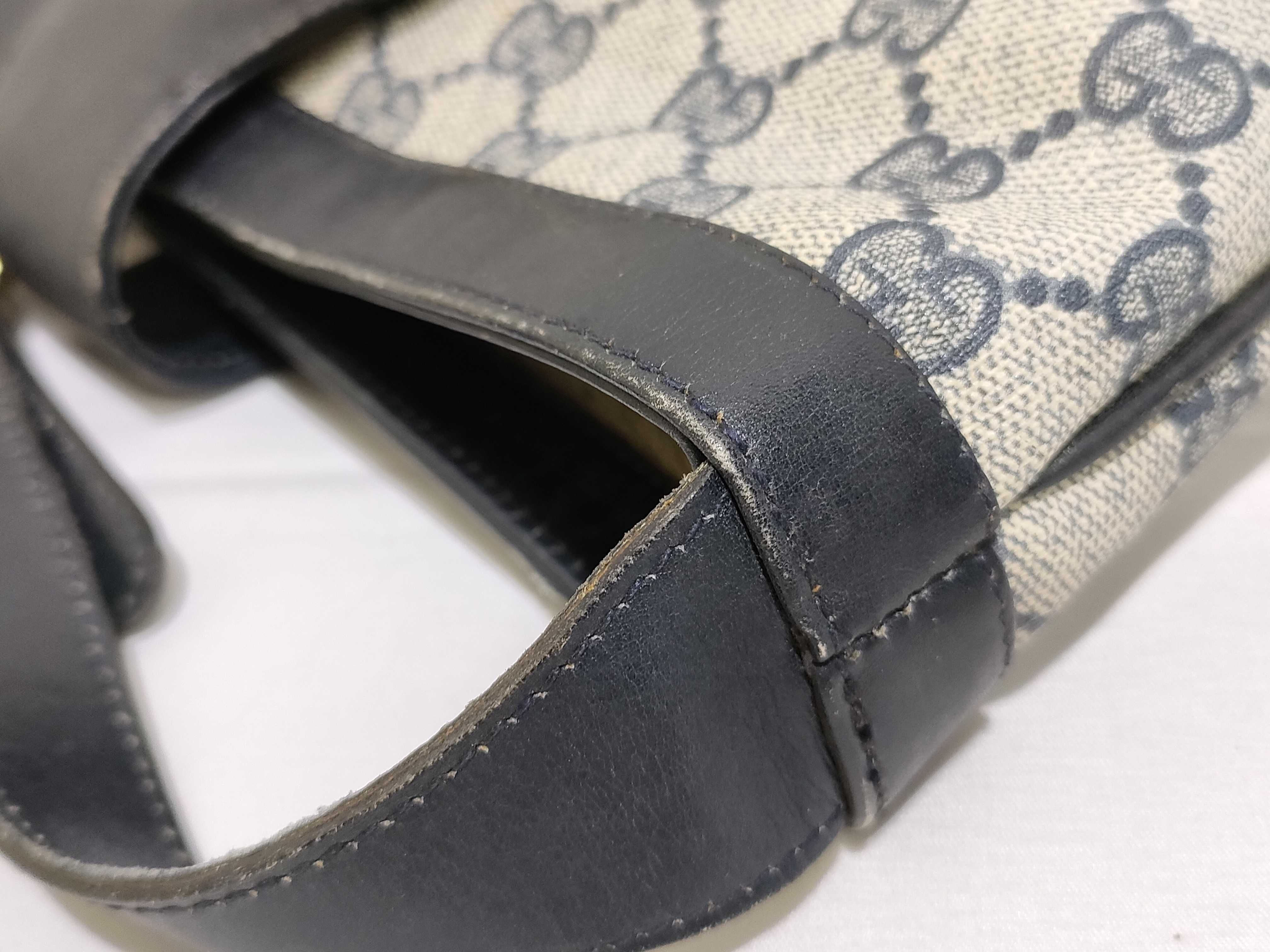GG Supreme Shoulder Bag (Old GG Hardware) — view 5