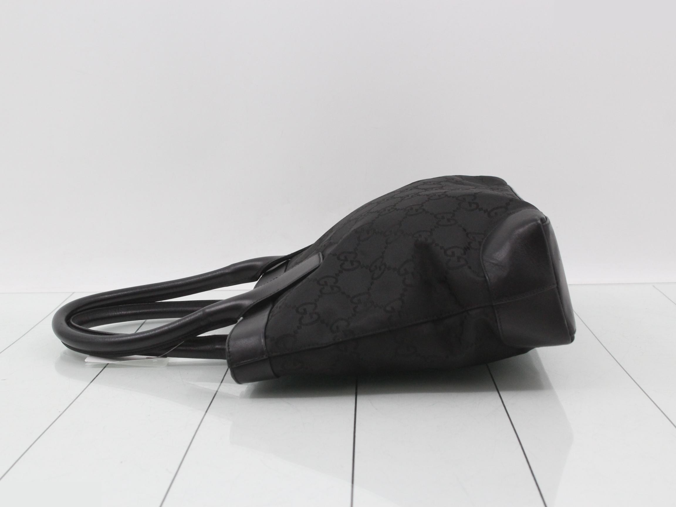 GG Nylon Handbag 152284 — view 4