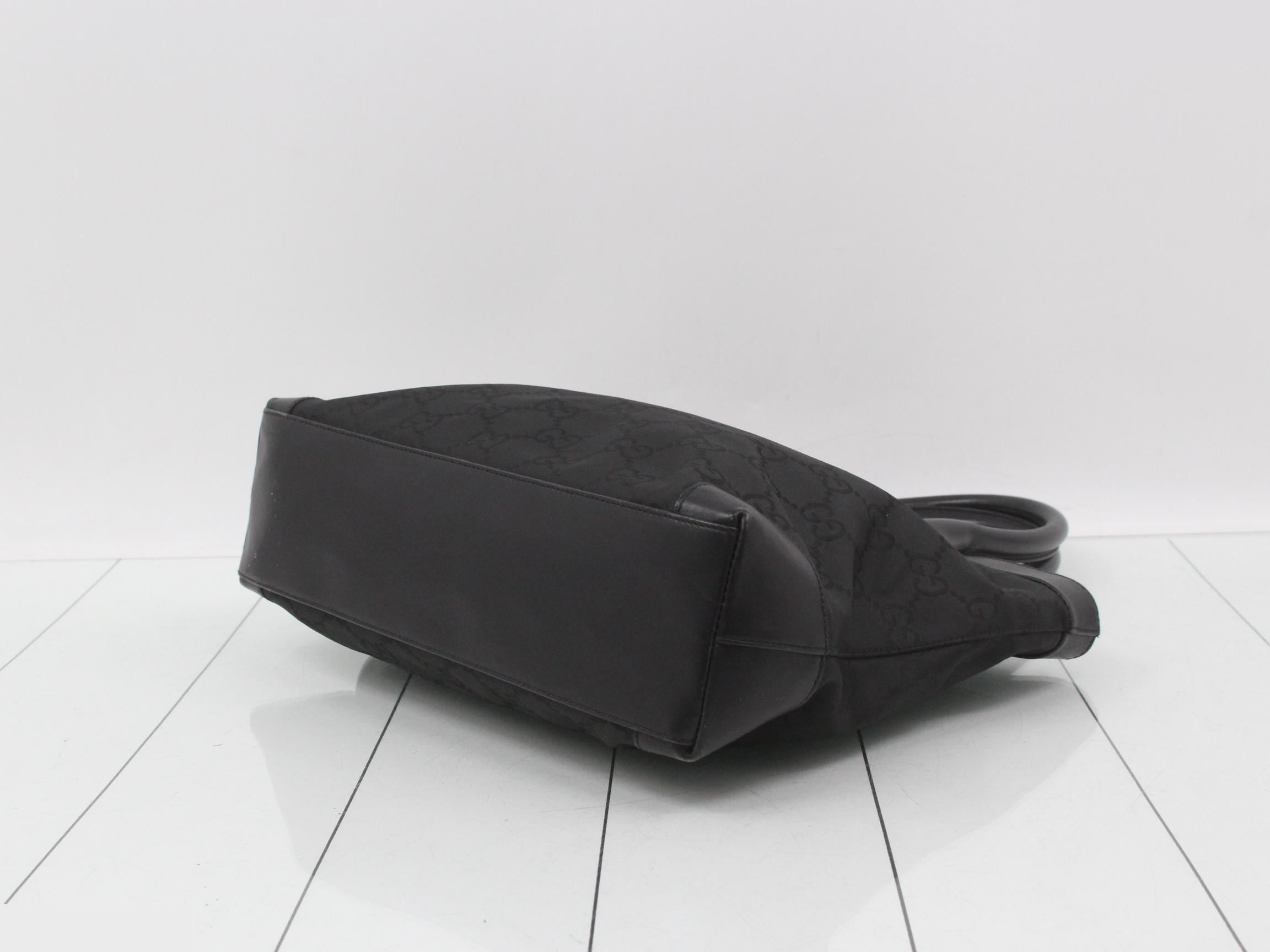 GG Nylon Handbag 152284 — view 6