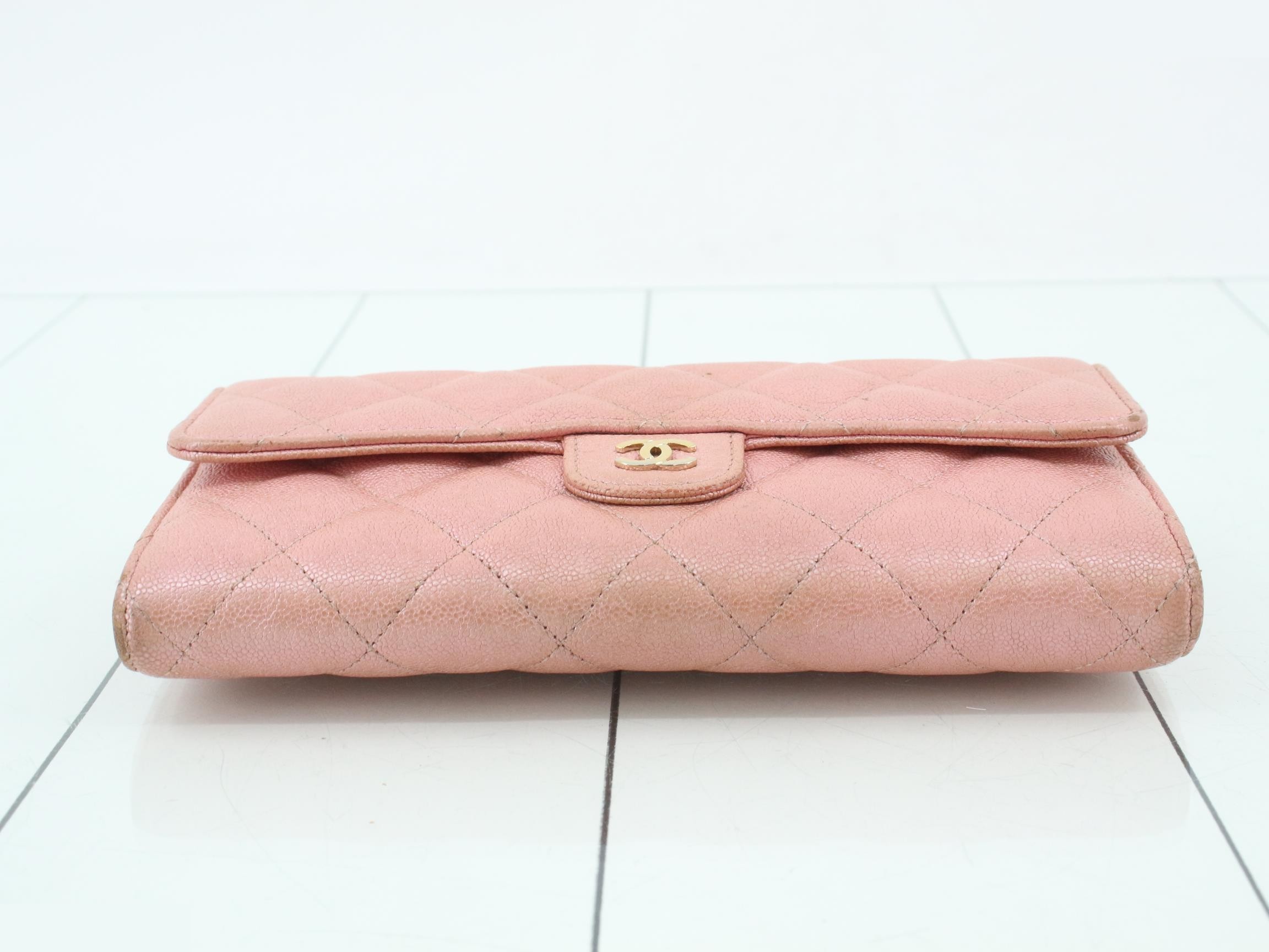 Matelassé (bag) and wallet, caviar leather, Coco mark, pink — view 3