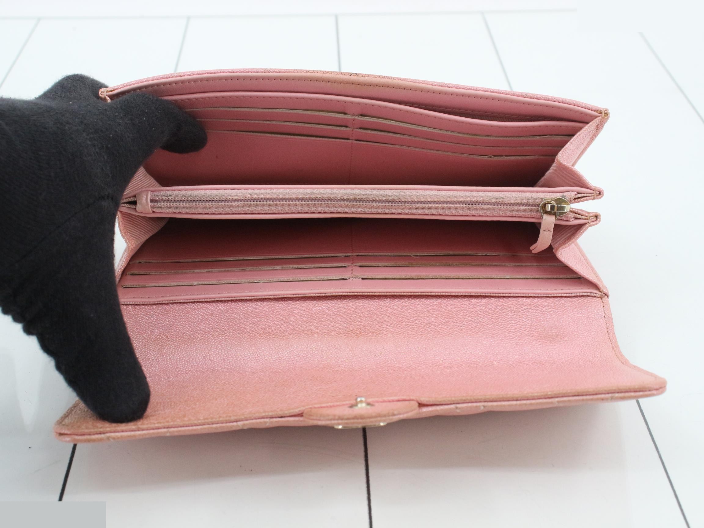 Matelassé (bag) and wallet, caviar leather, Coco mark, pink — view 4