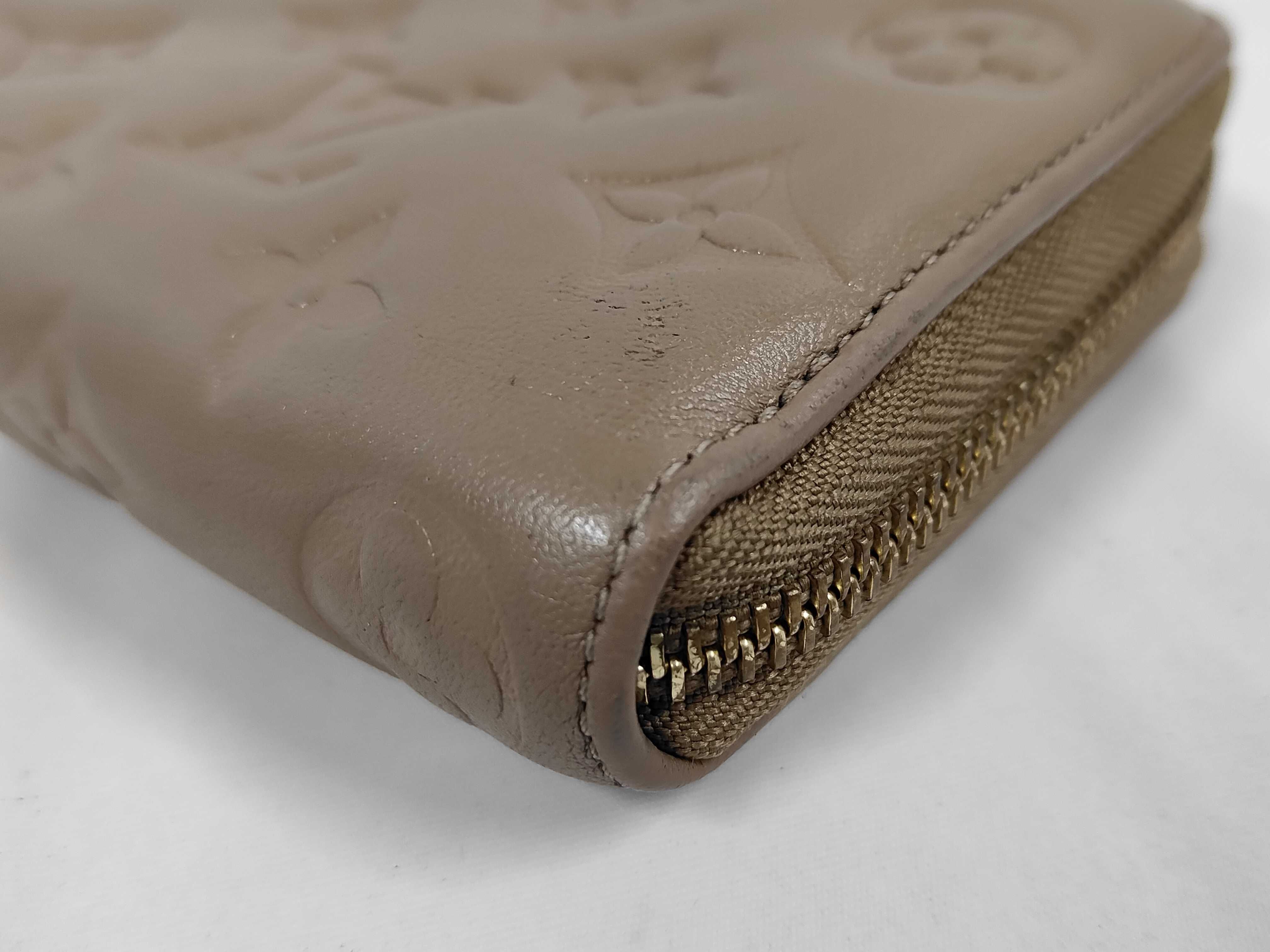 Zippy Wallet — view 3