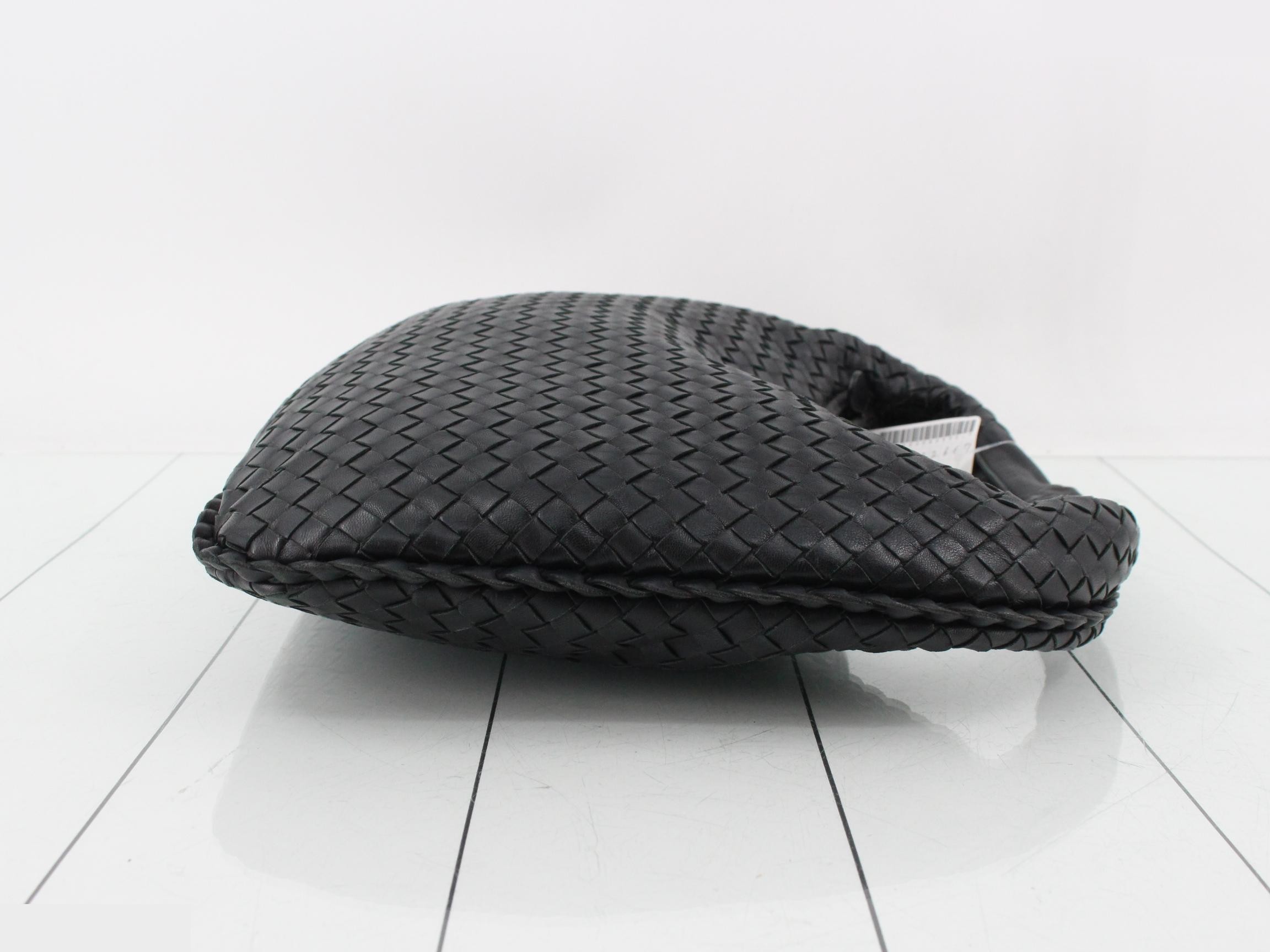 Intrecciato (bag) / Handbag / Hobo — view 3