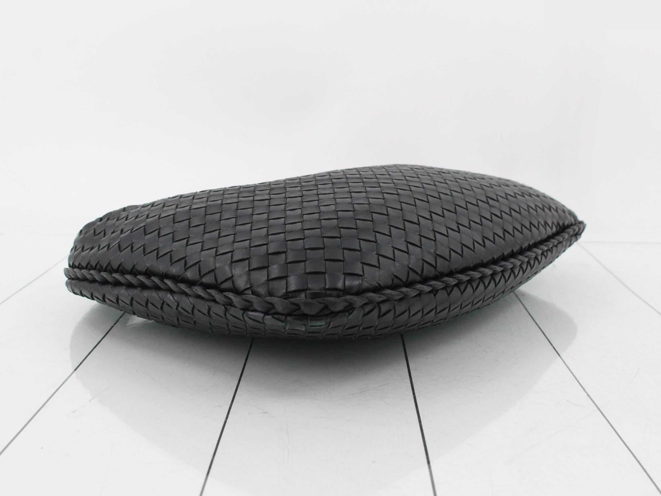 Intrecciato (bag) / Handbag / Hobo — view 5