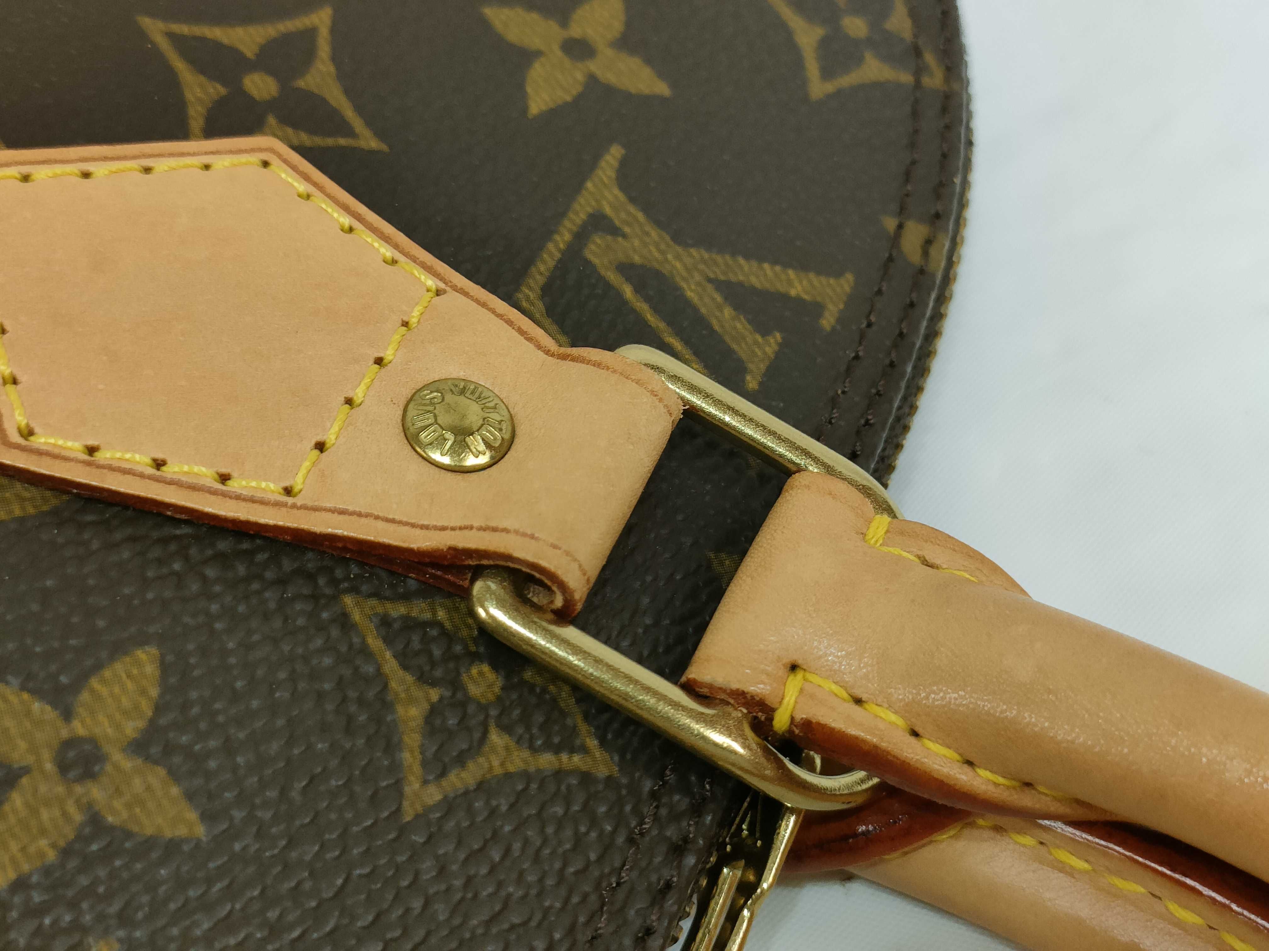 Monogram Louis Vuitton Alma Handbag — view 5