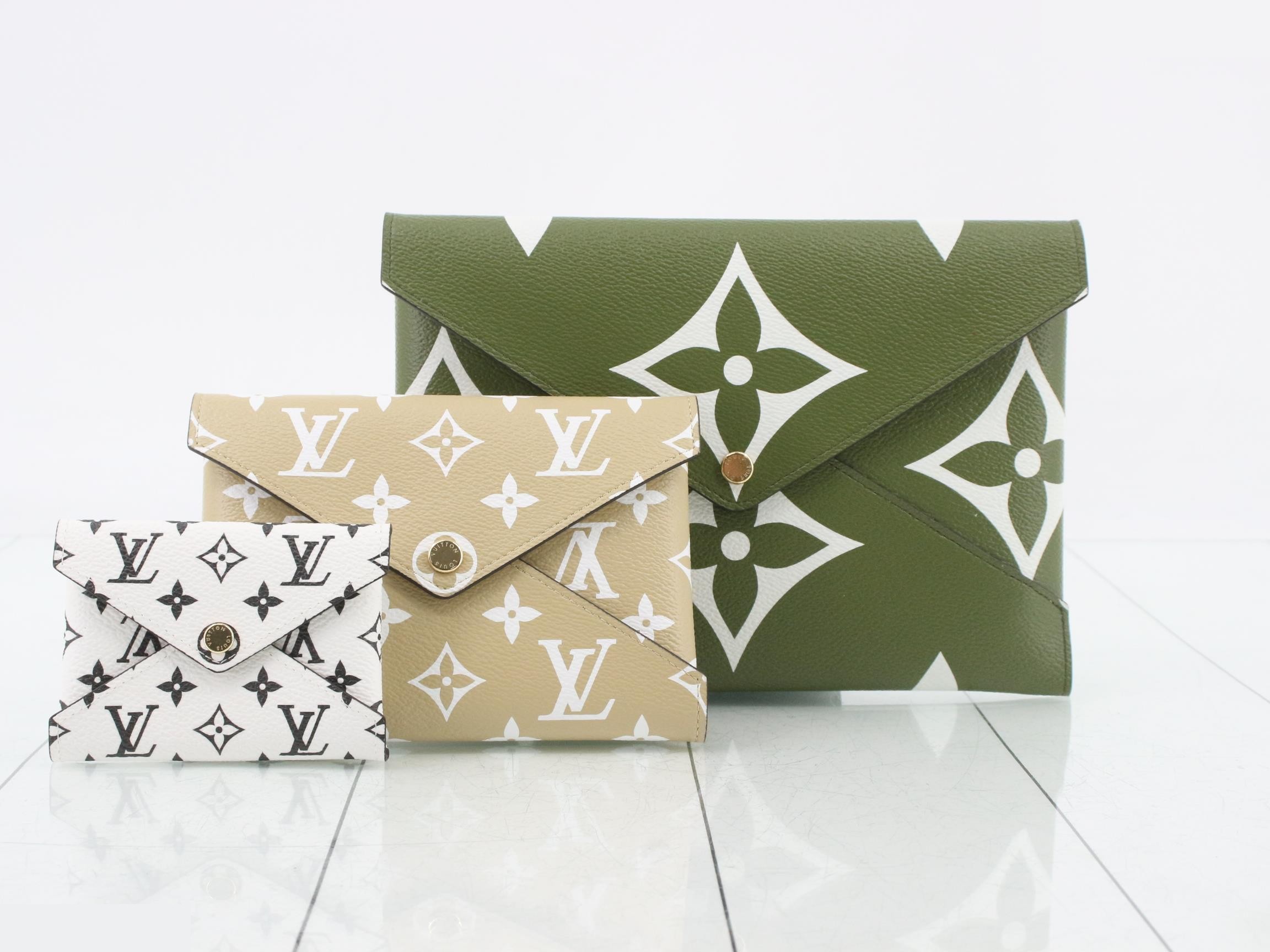 Monogram Giant Pochette Kirigami Clutch Bag