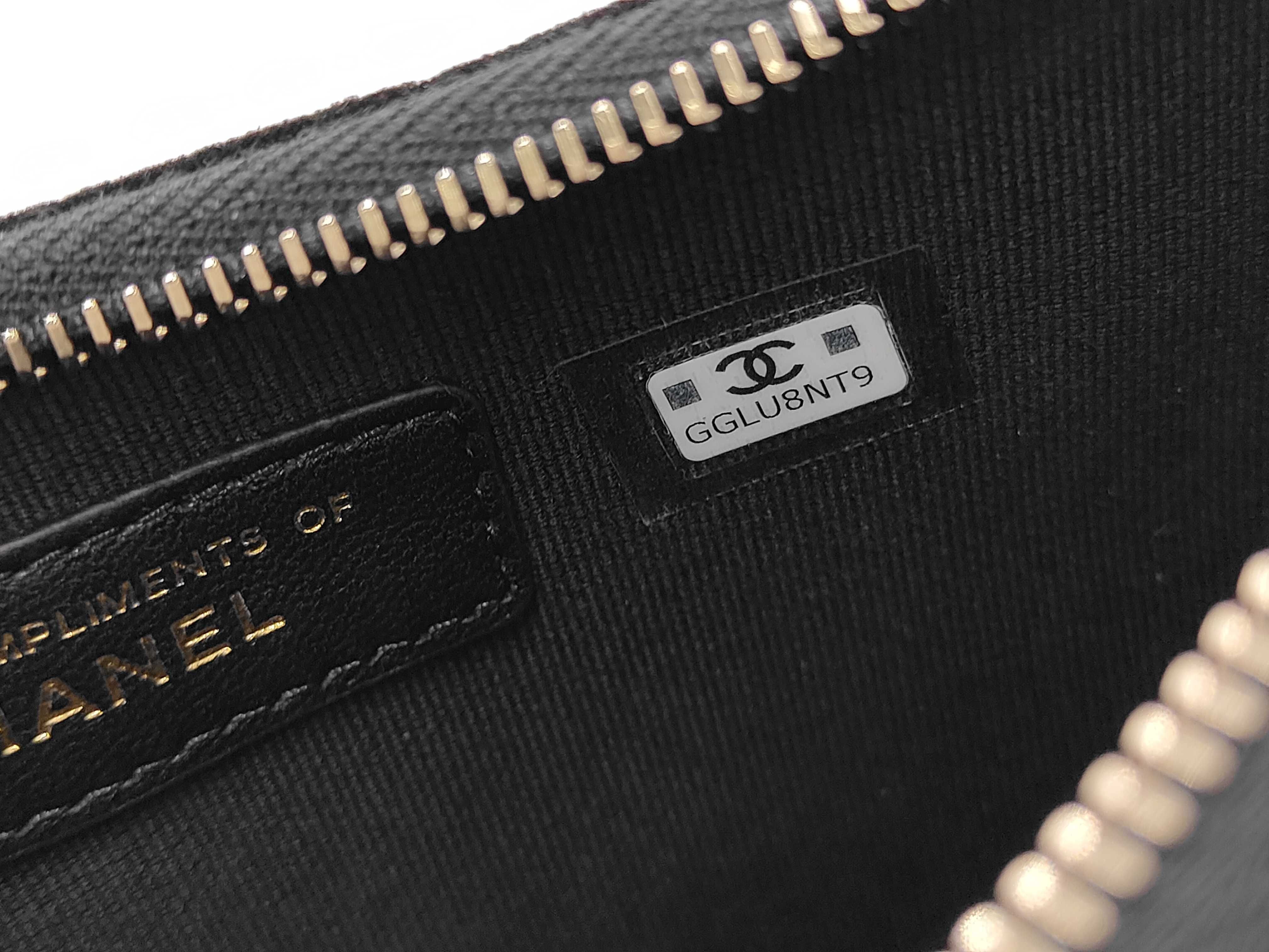 Shoulder Bag Matelassé Random Serial Number WITH COMPLIMENTS OF BAG — view 11