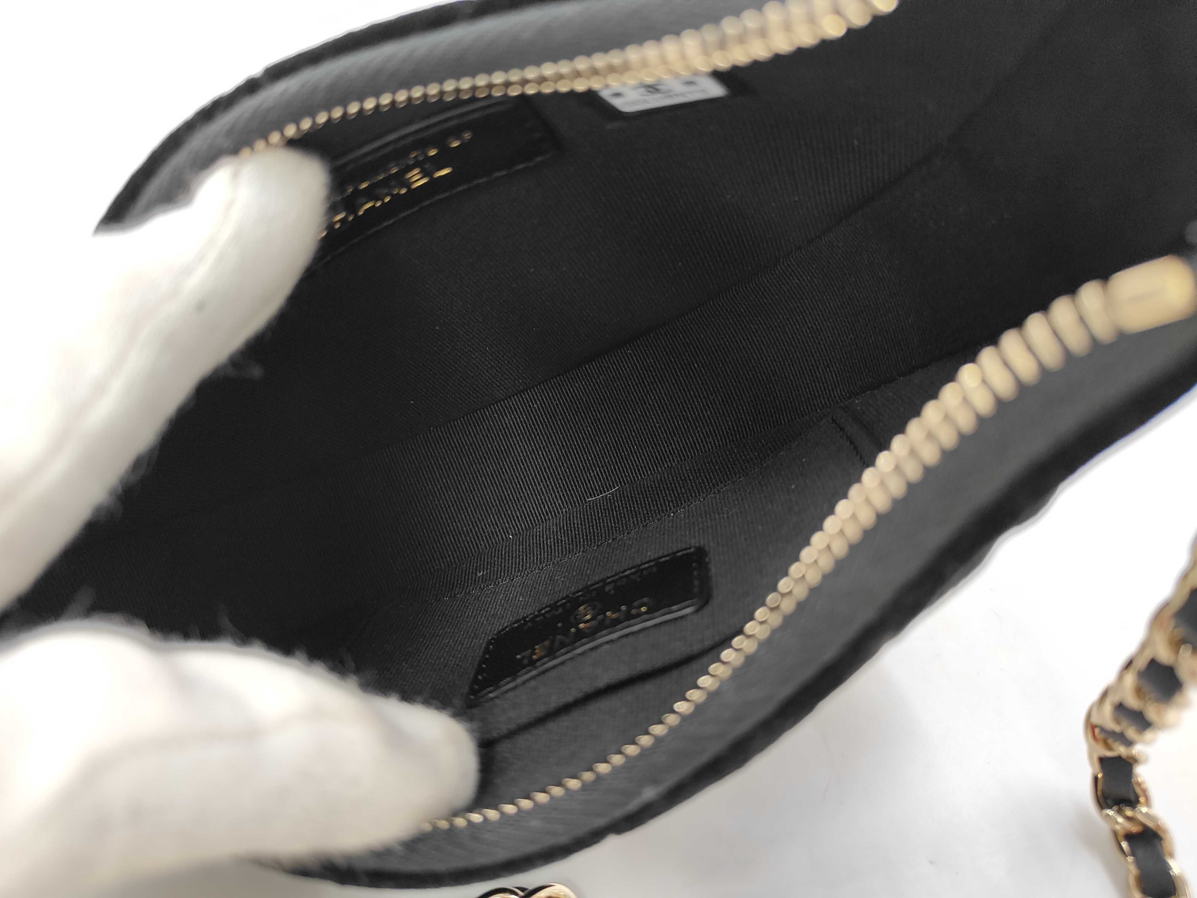 Shoulder Bag Matelassé Random Serial Number WITH COMPLIMENTS OF BAG — view 9