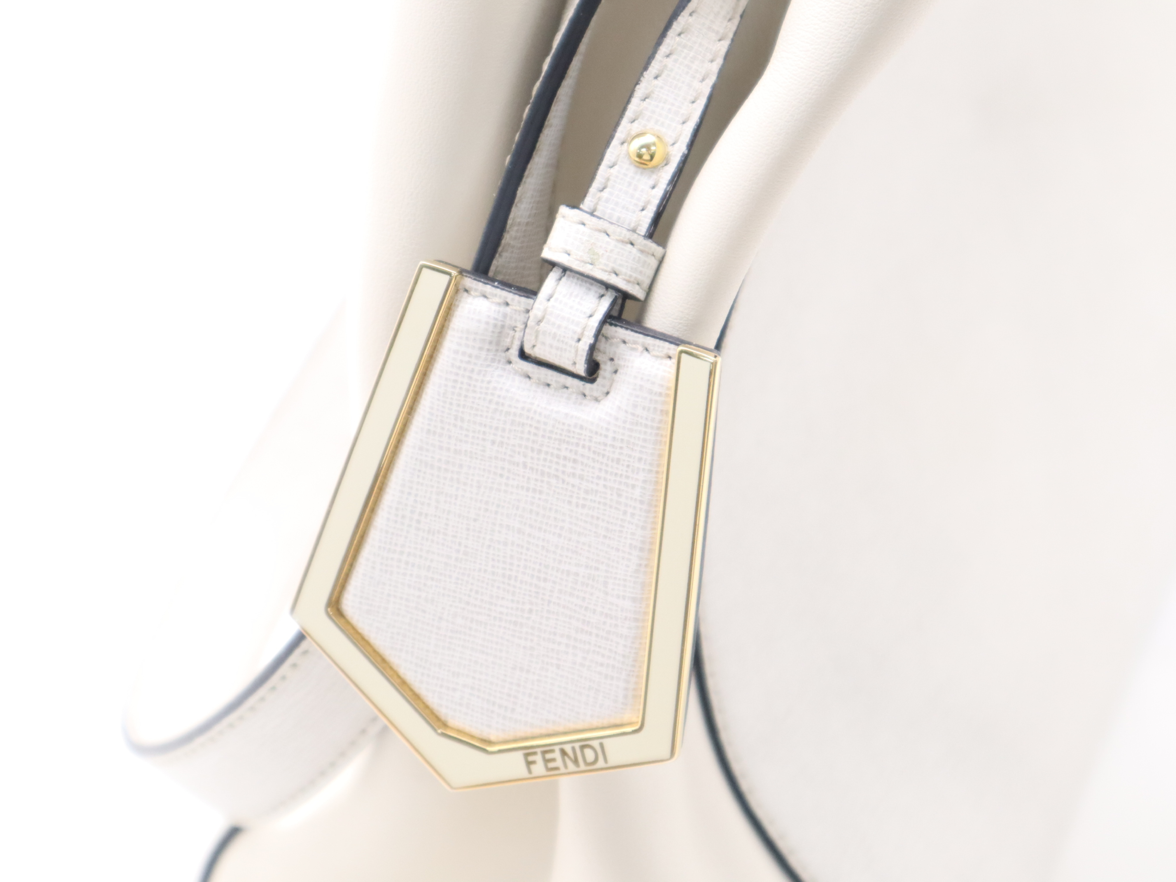 8BH250-D7E Leather Shopping Toujours Handbag with Shoulder Strap and Keychain - White Handbag — view 13
