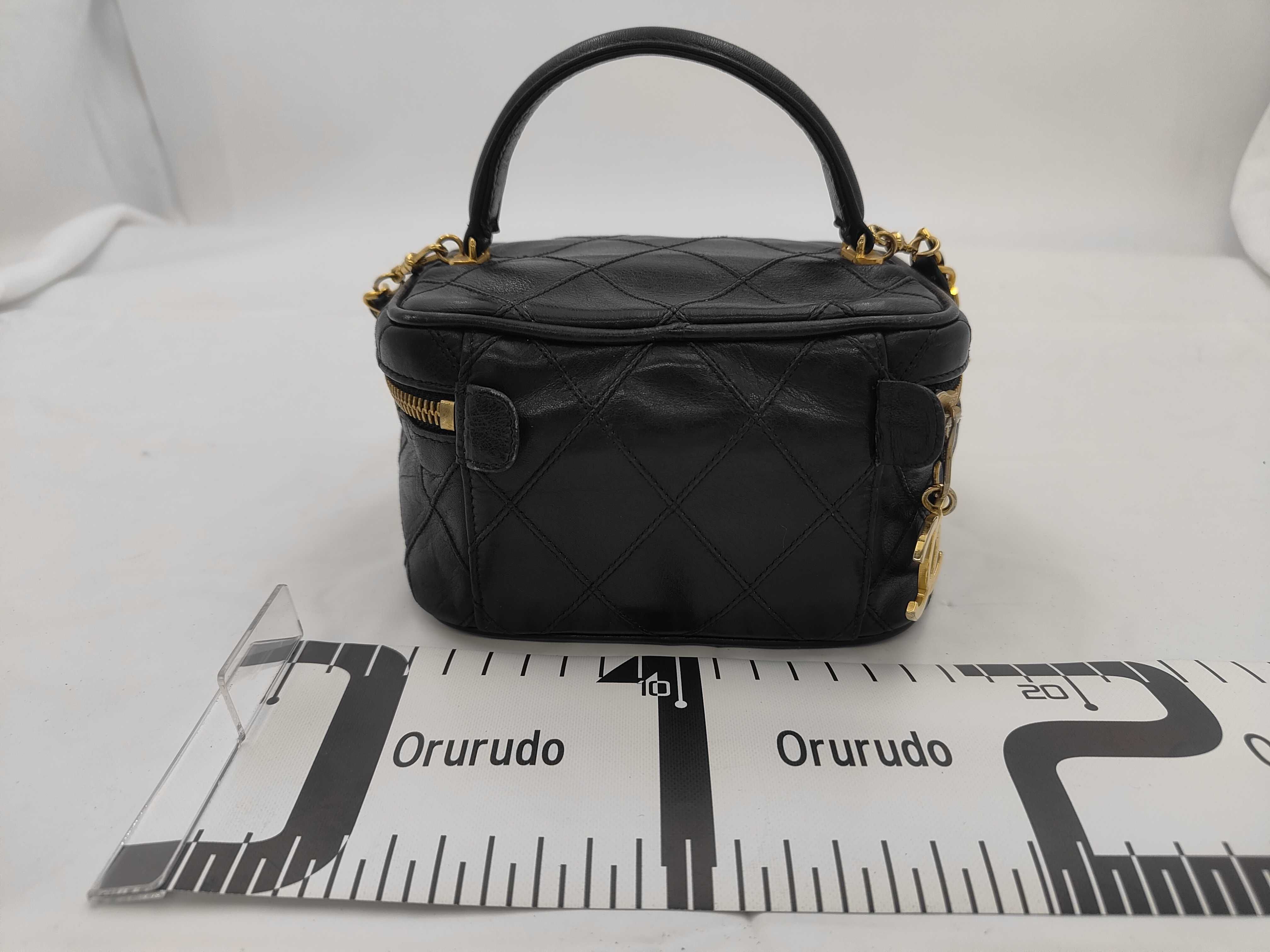 Vanity Chain Shoulder Bag — view 2