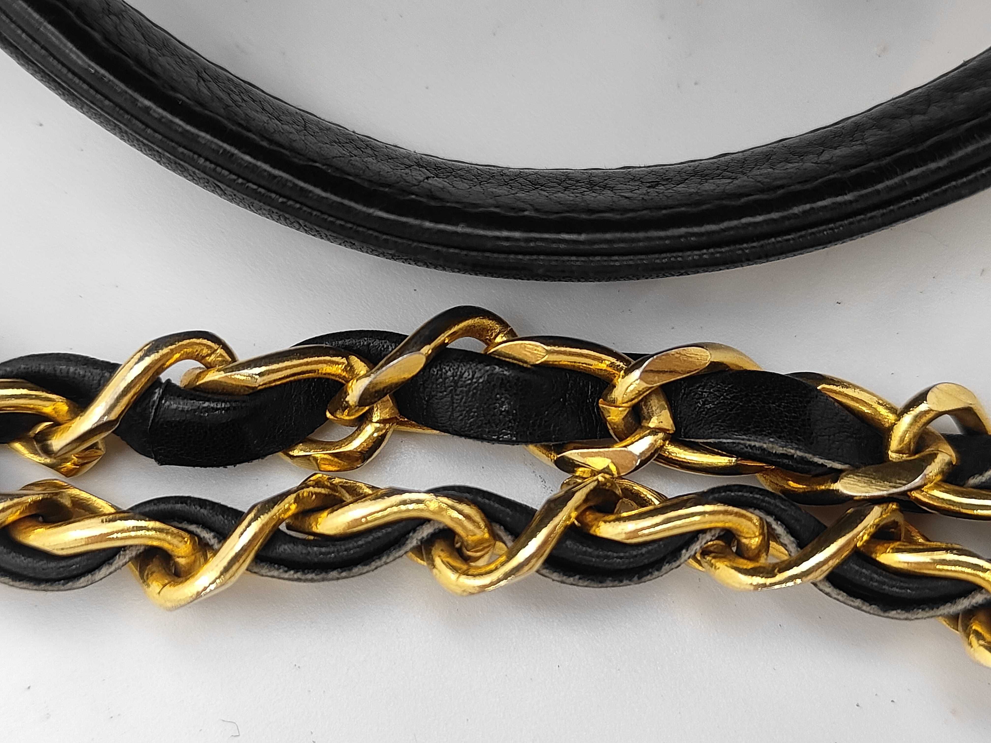 Vanity Chain Shoulder Bag — view 4