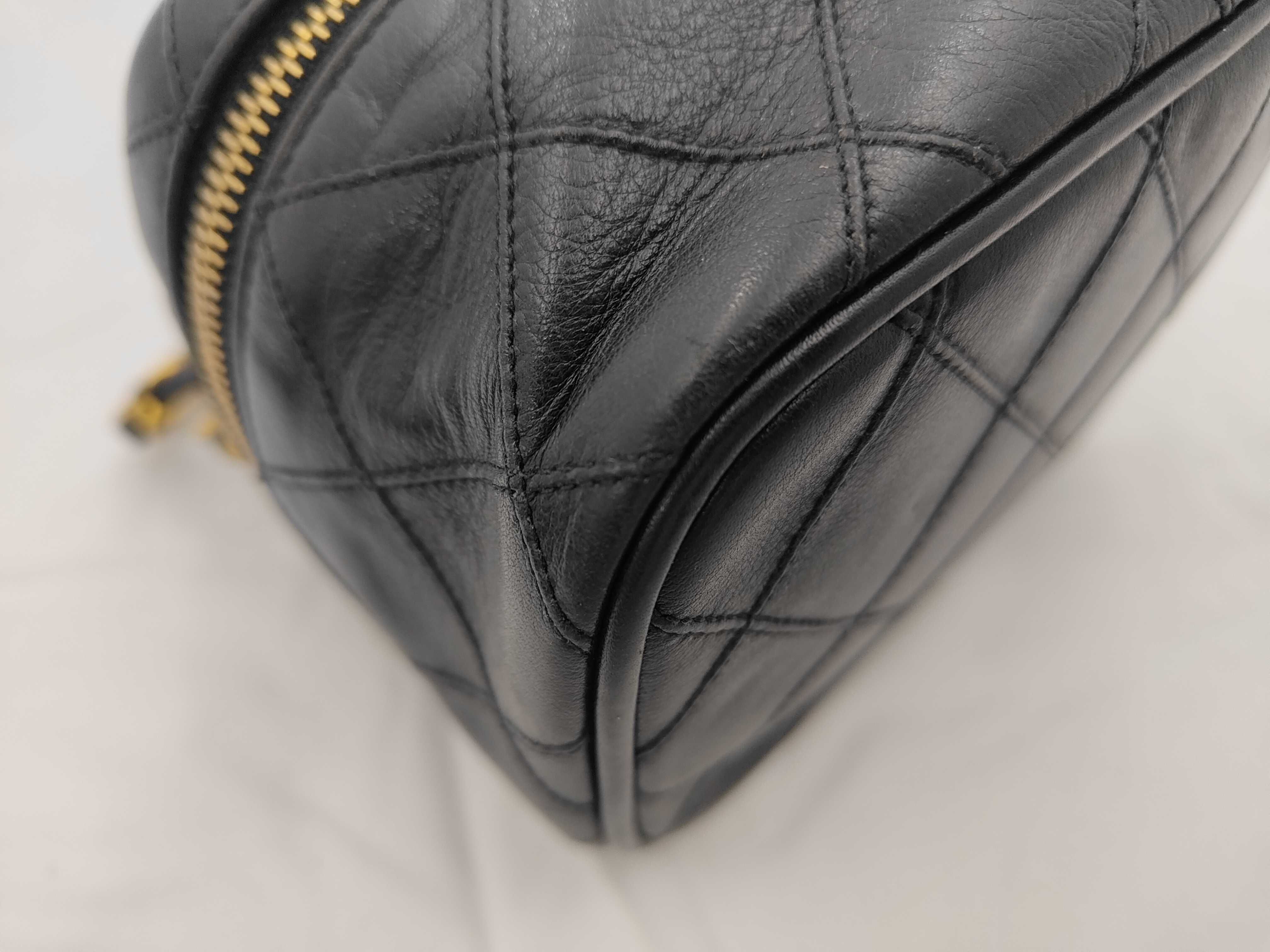 Vanity Chain Shoulder Bag — view 6