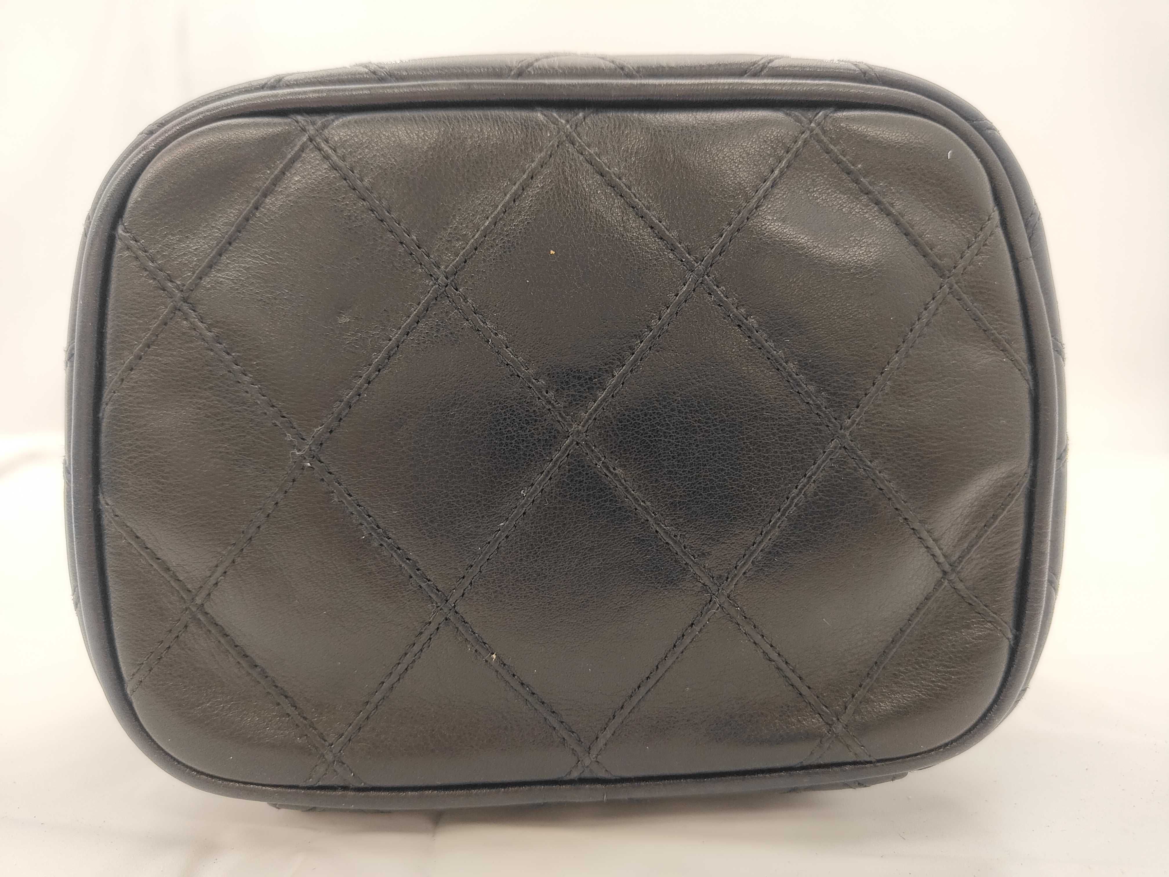 Vanity Chain Shoulder Bag — view 7