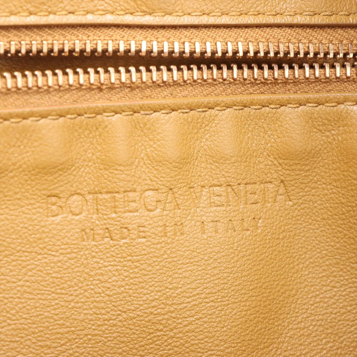 Intrecciato Jodie Leather Shoulder Bag Brown — view 9