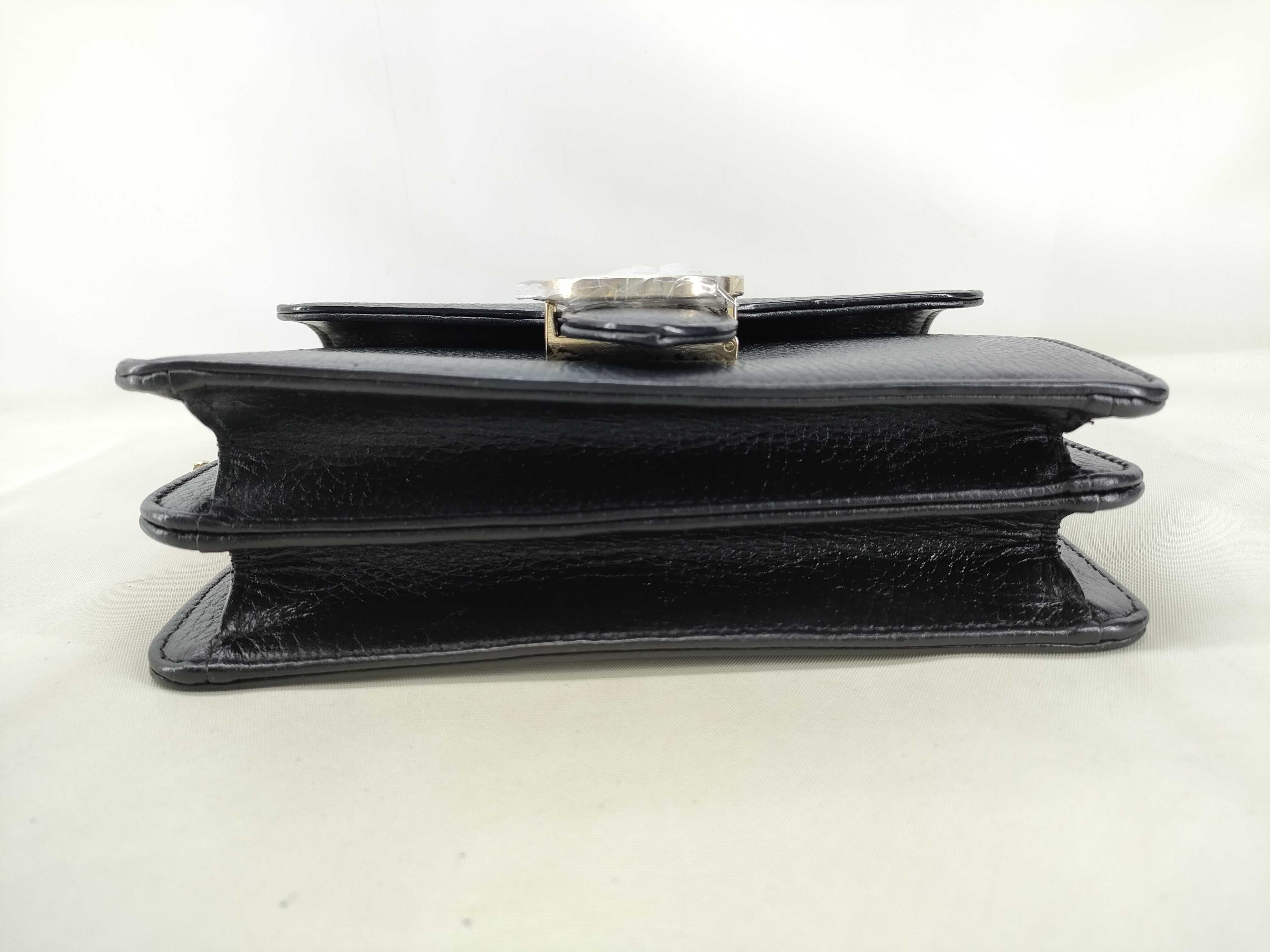 GG Interlocking Chain Shoulder Bag Small — view 3
