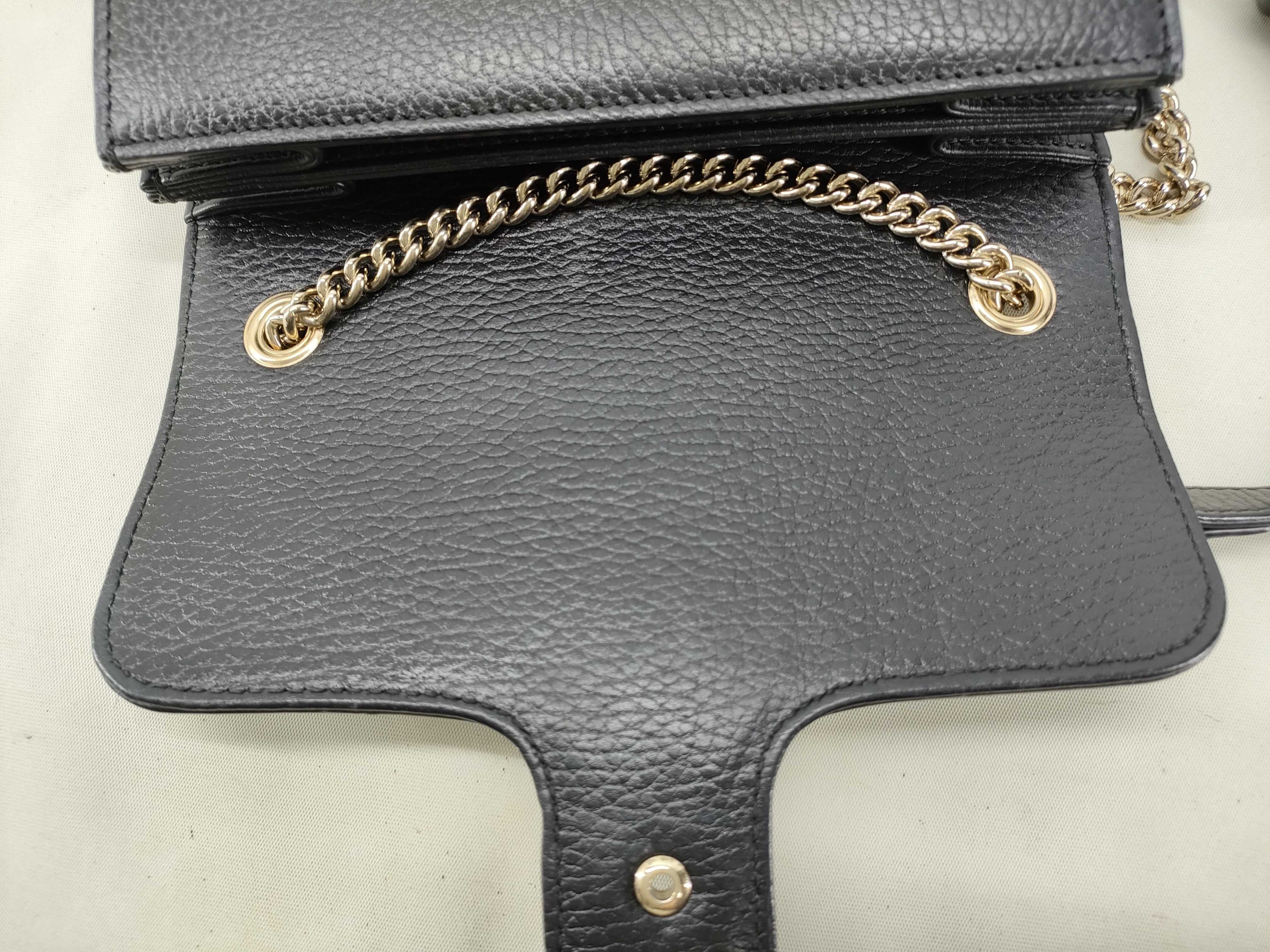 GG Interlocking Chain Shoulder Bag Small — view 8