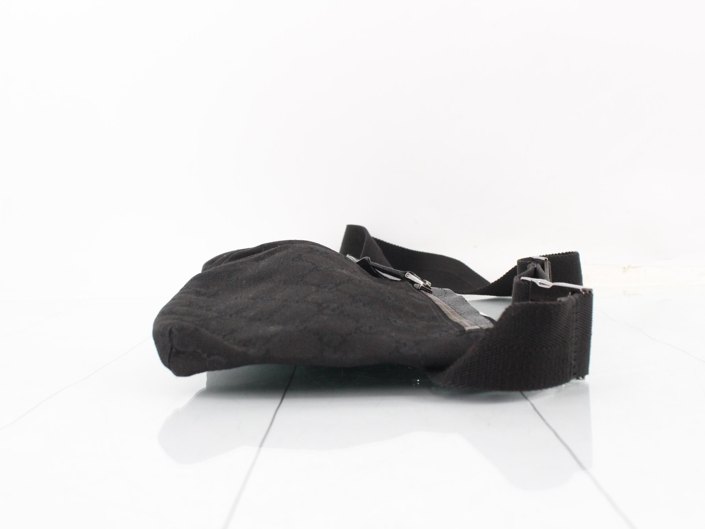 GG Canvas (Bag) - Waist Bag - Black — view 3