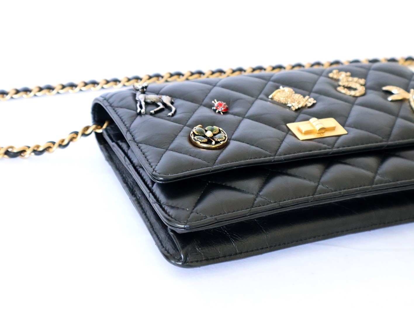 Matelassé Vintage Calf Charm Chain Wallet, Black — view 3
