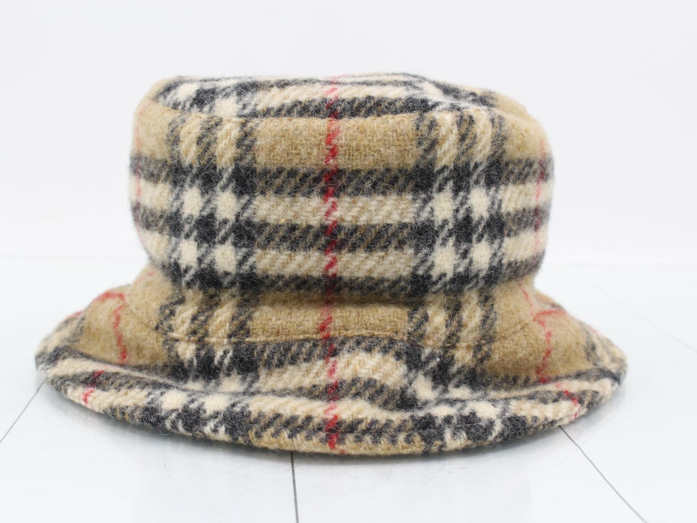 hat — view 2