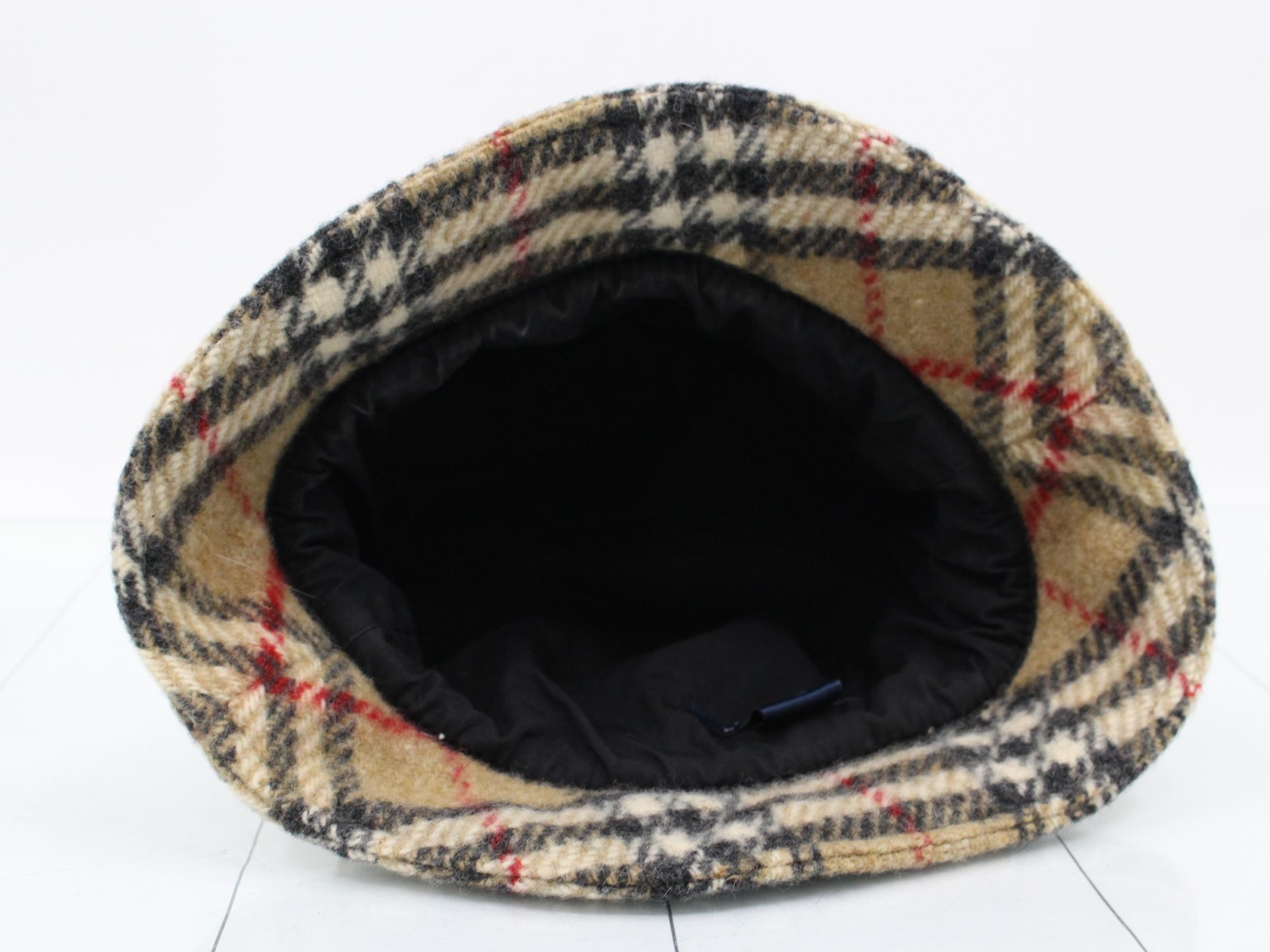 hat — view 3