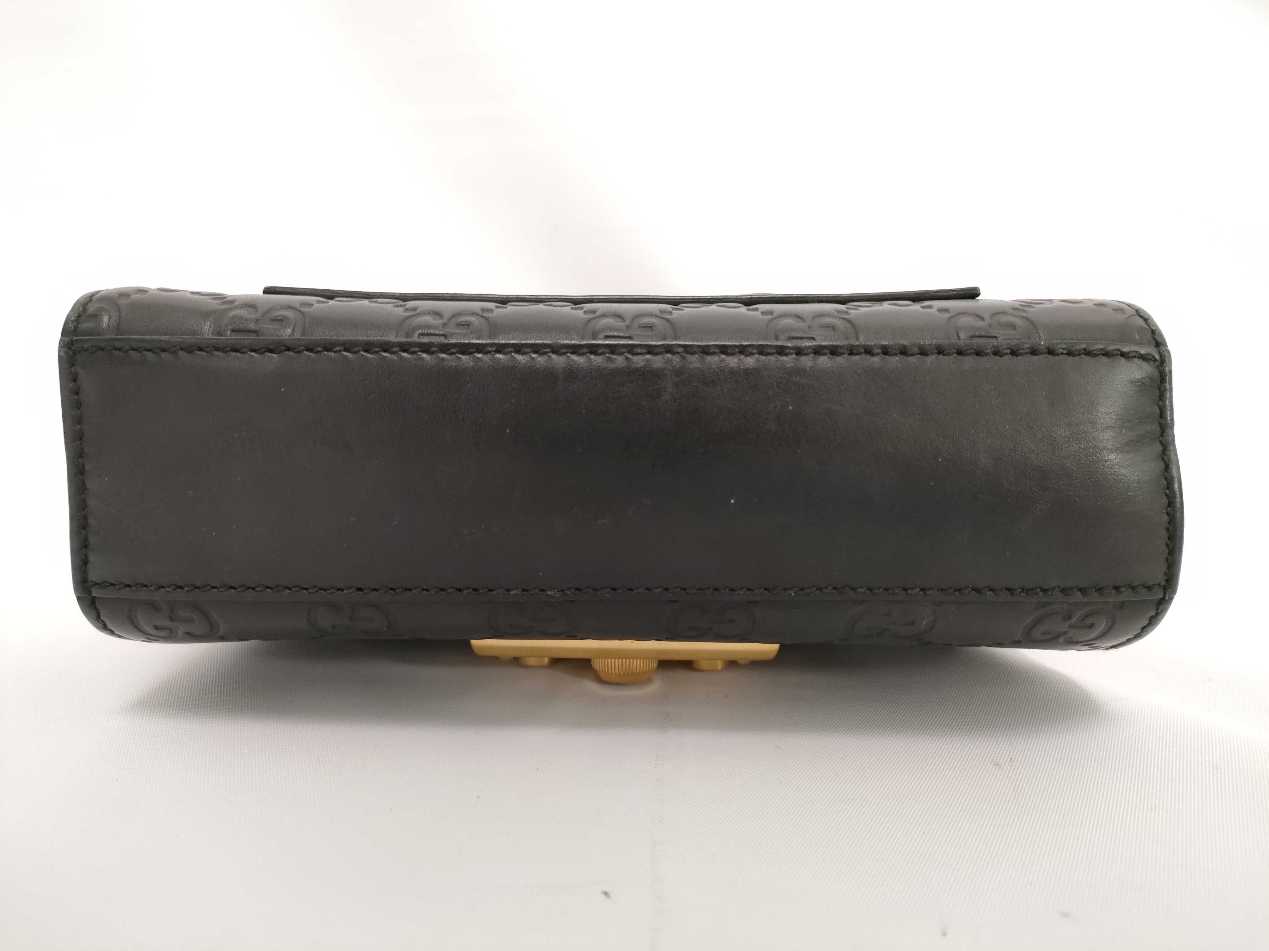 Guccissima Padlock Chain Shoulder Bag Leather Black 409487 Shoulder Bag — view 3