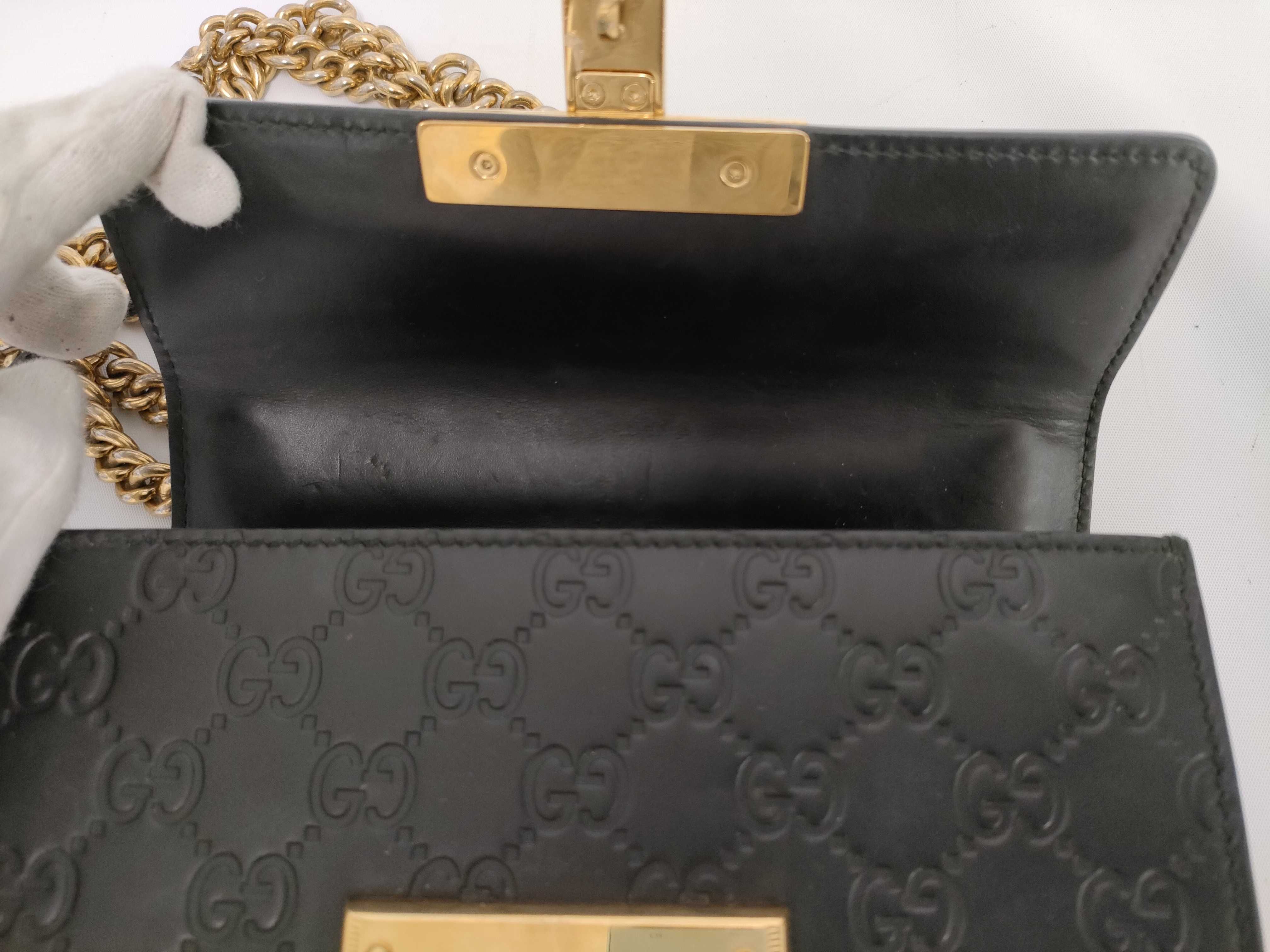 Guccissima Padlock Chain Shoulder Bag Leather Black 409487 Shoulder Bag — view 9