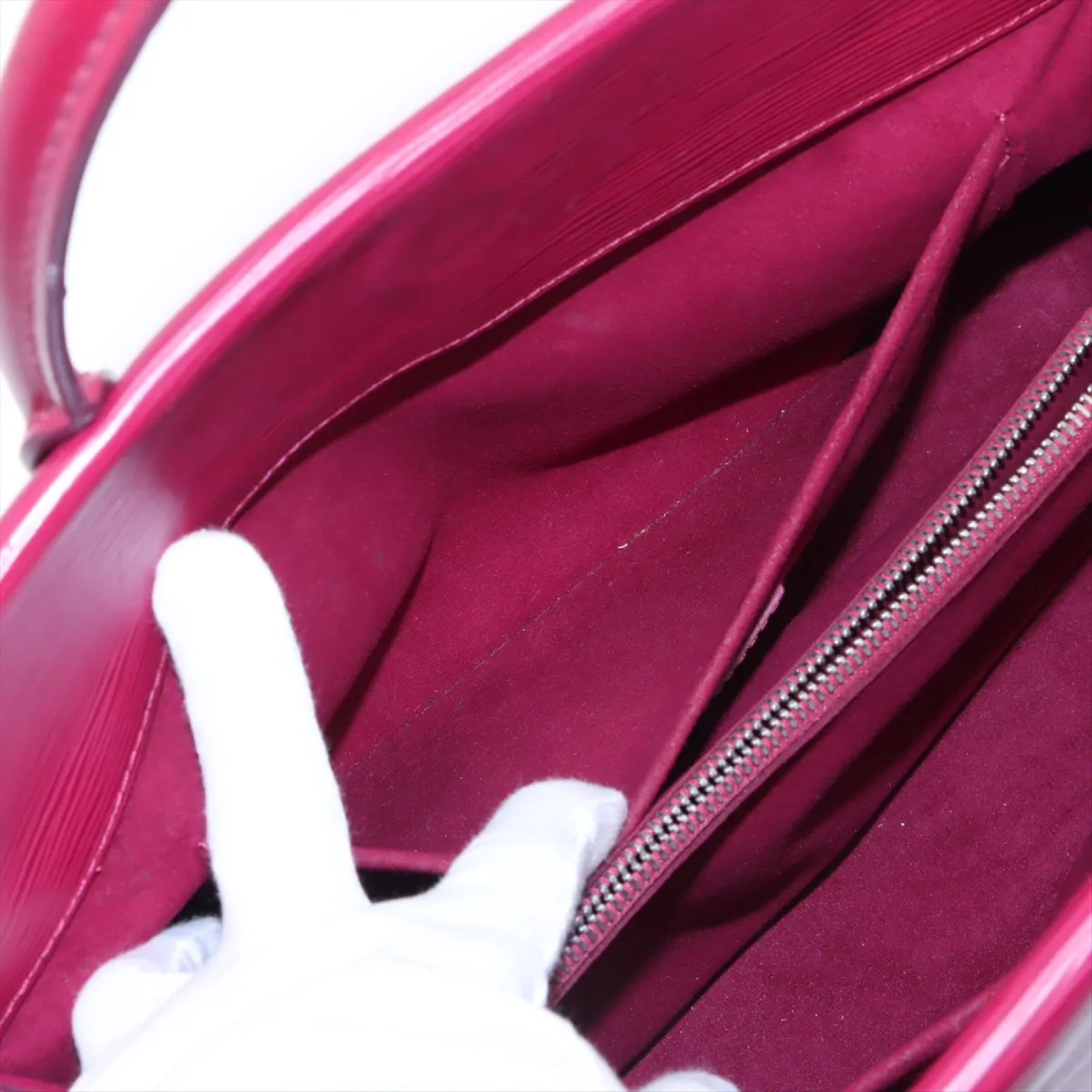 Epi Marly MM M94615 AA4124 Shoulder Bag — view 9