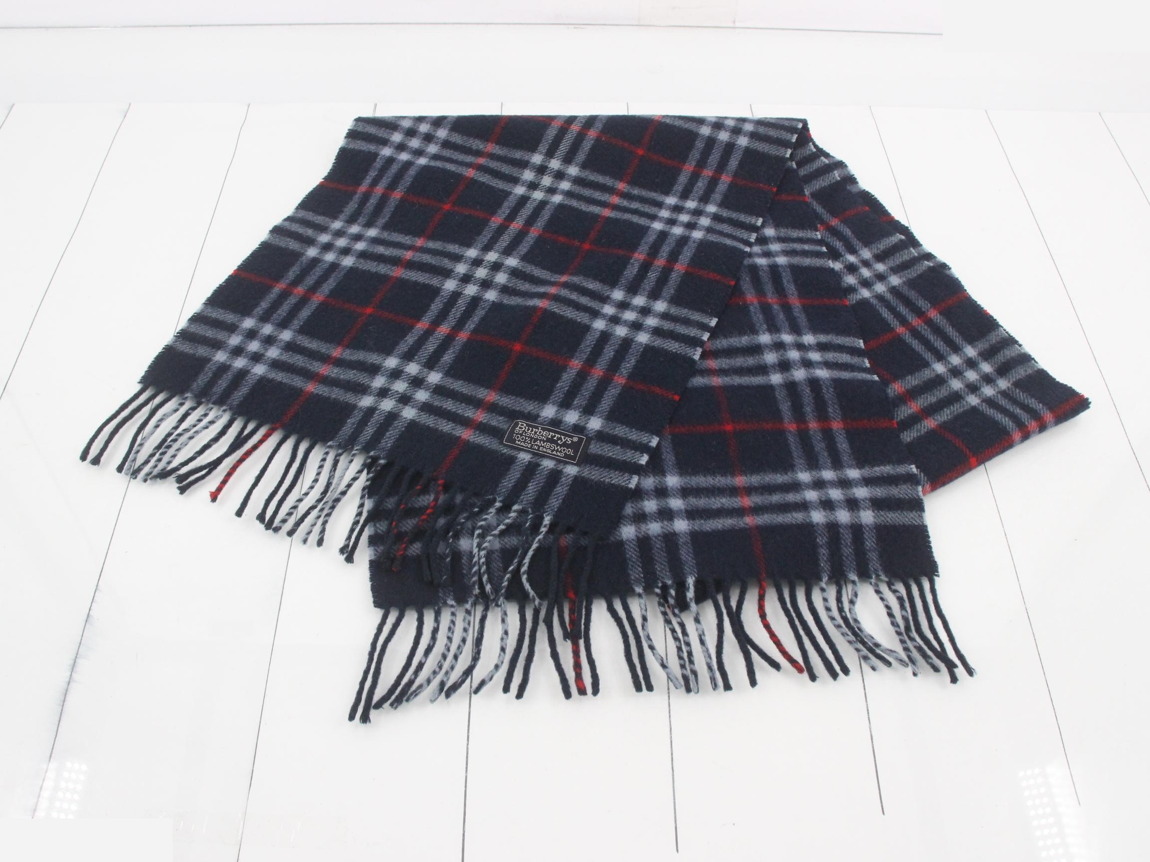 scarf — view 2