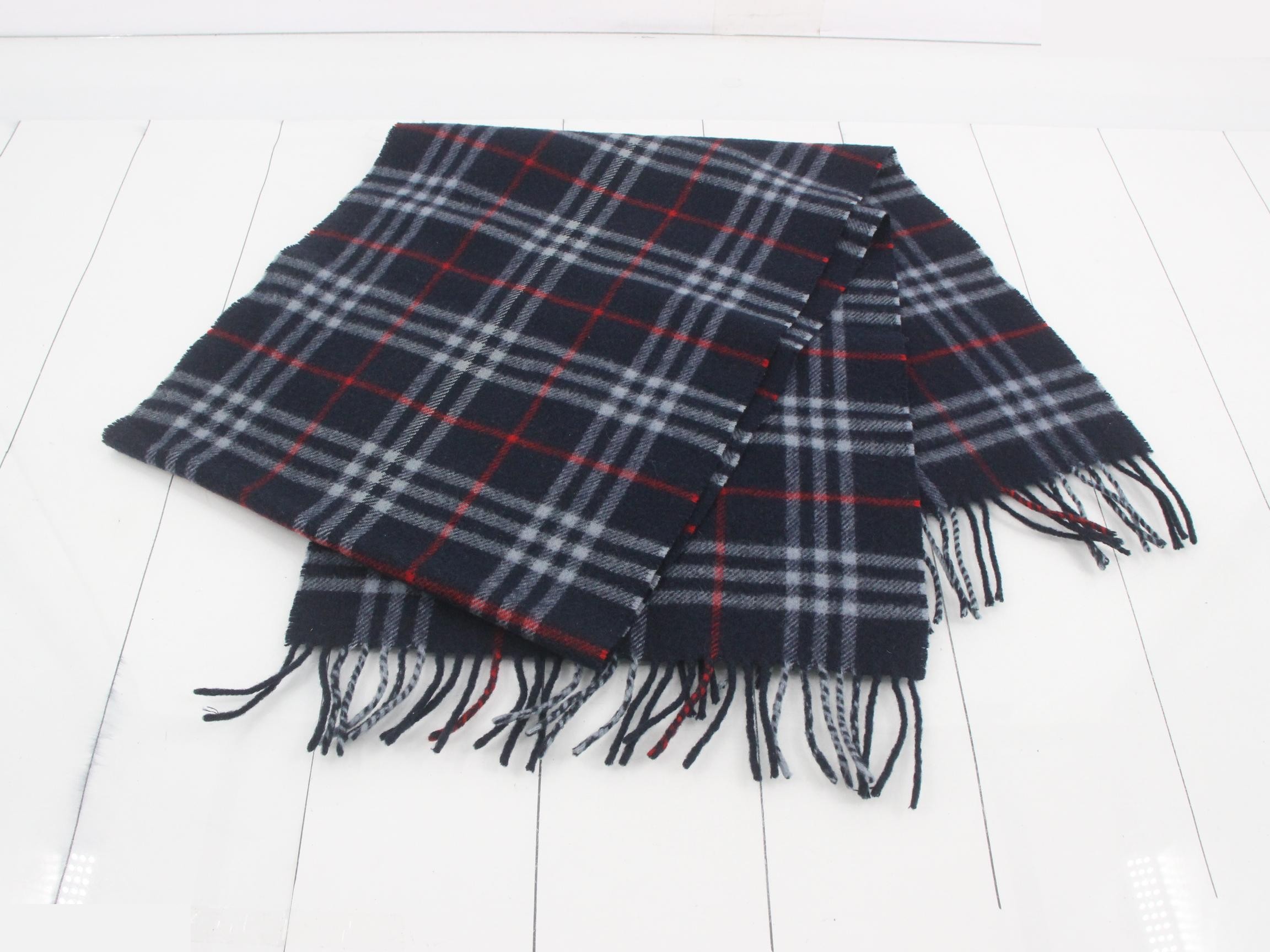 scarf — view 3