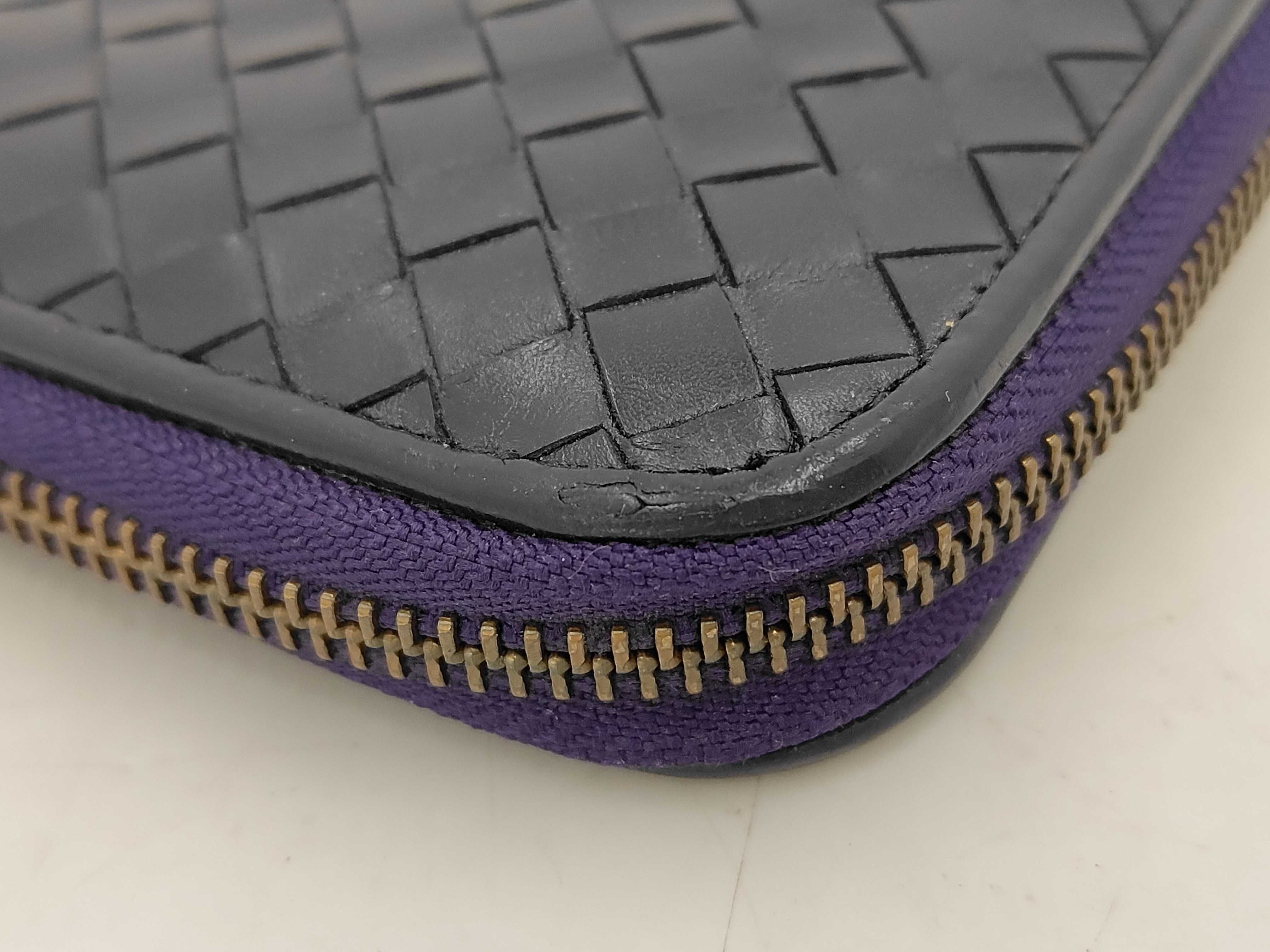 Long Wallet Travel Case Intrecciato Round Zip Wallet — view 3