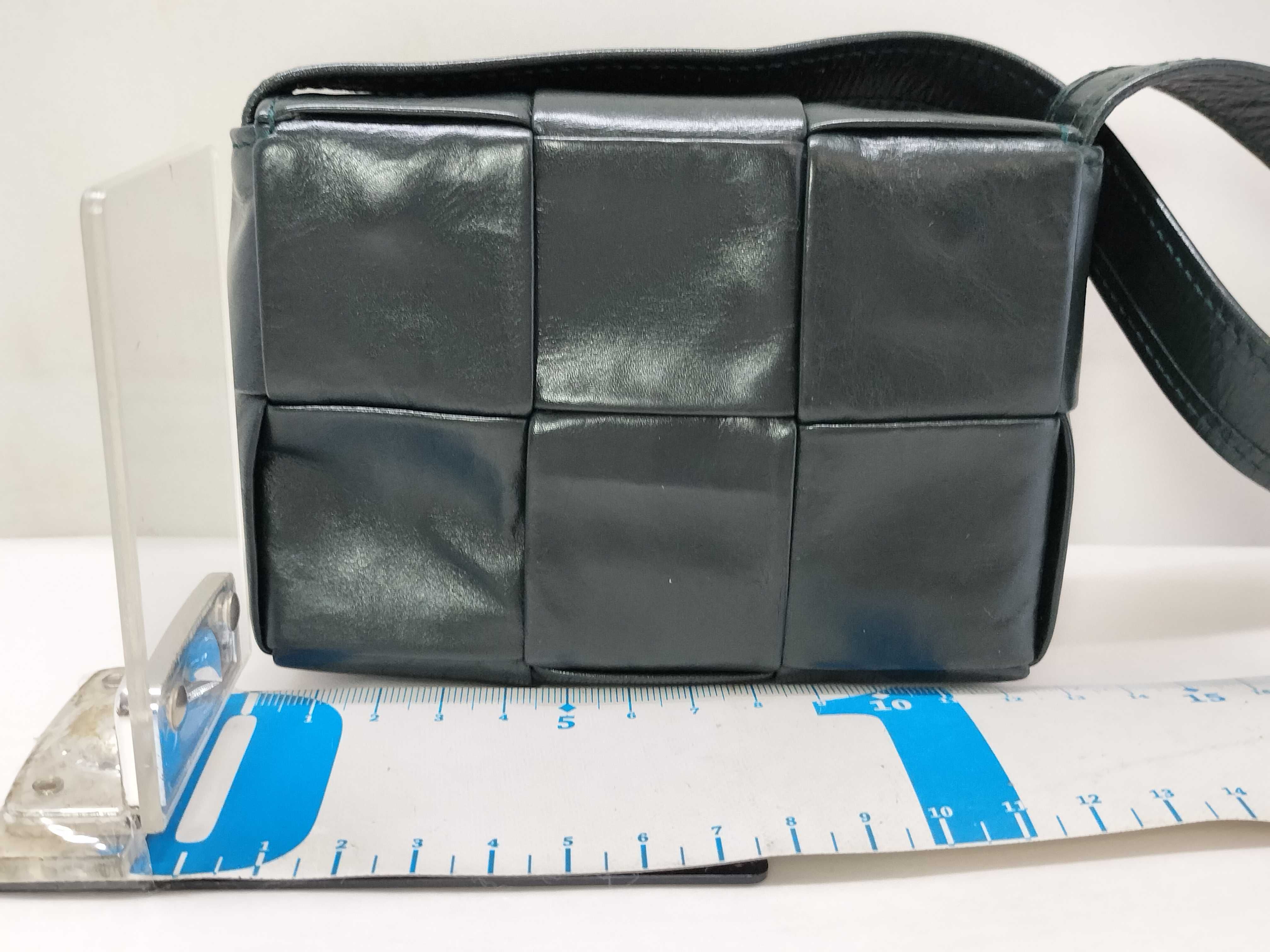 SG - Bottega Veneta Maxi Intrecciato Cassette Mini Leather Shoulder Bag Green RF Shoulder Bag — view 2