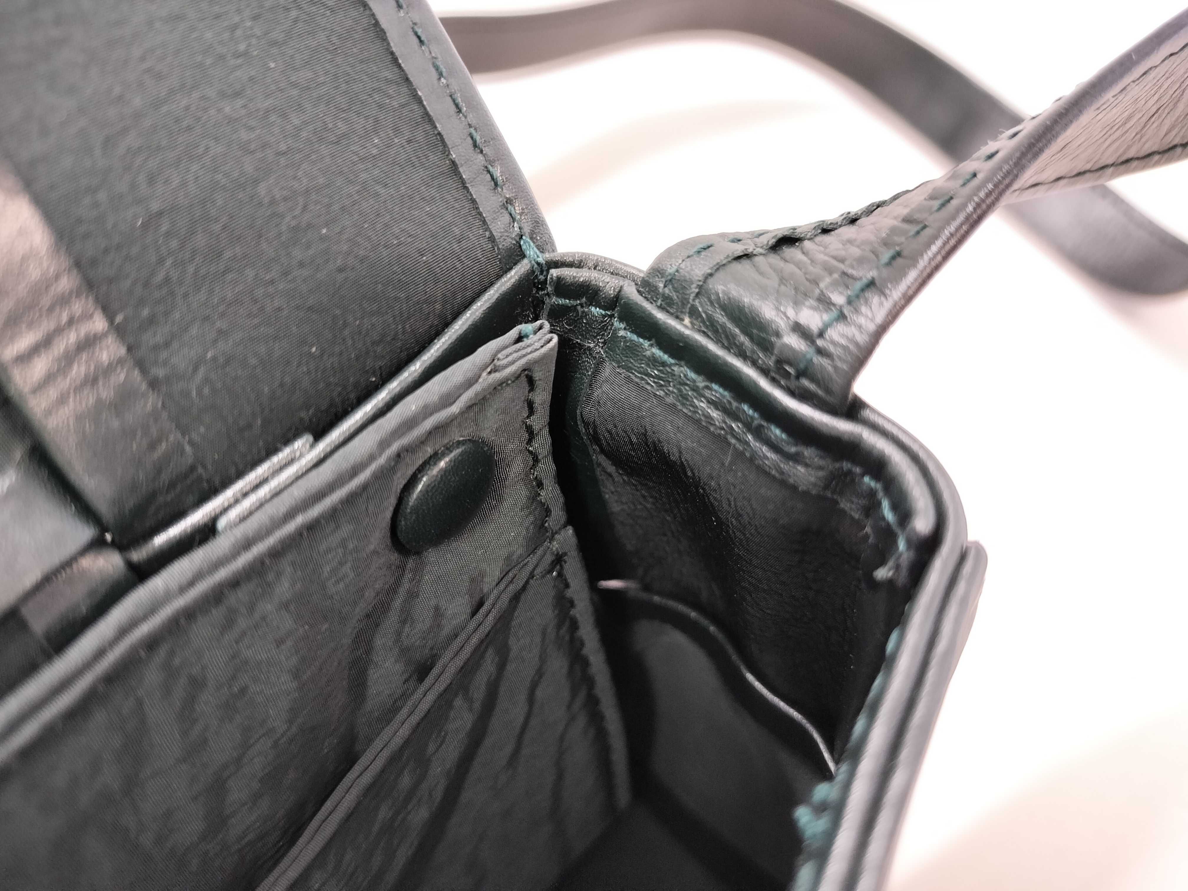 SG - Bottega Veneta Maxi Intrecciato Cassette Mini Leather Shoulder Bag Green RF Shoulder Bag — view 11