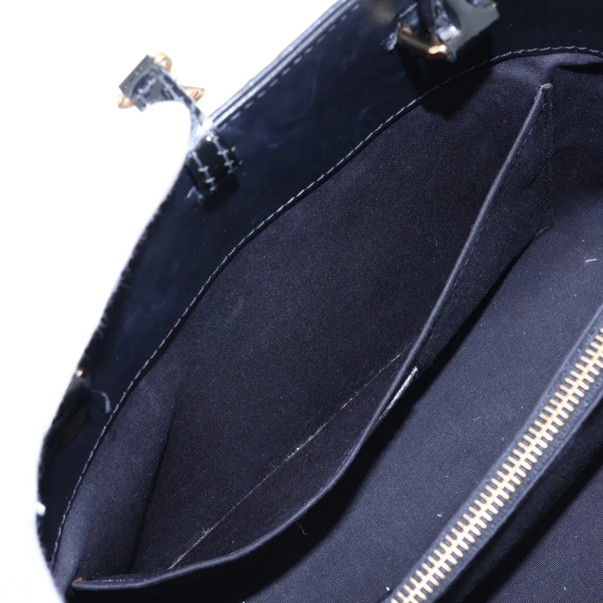 Vernis Montaigne MM M50168 CA5104 Black — view 9