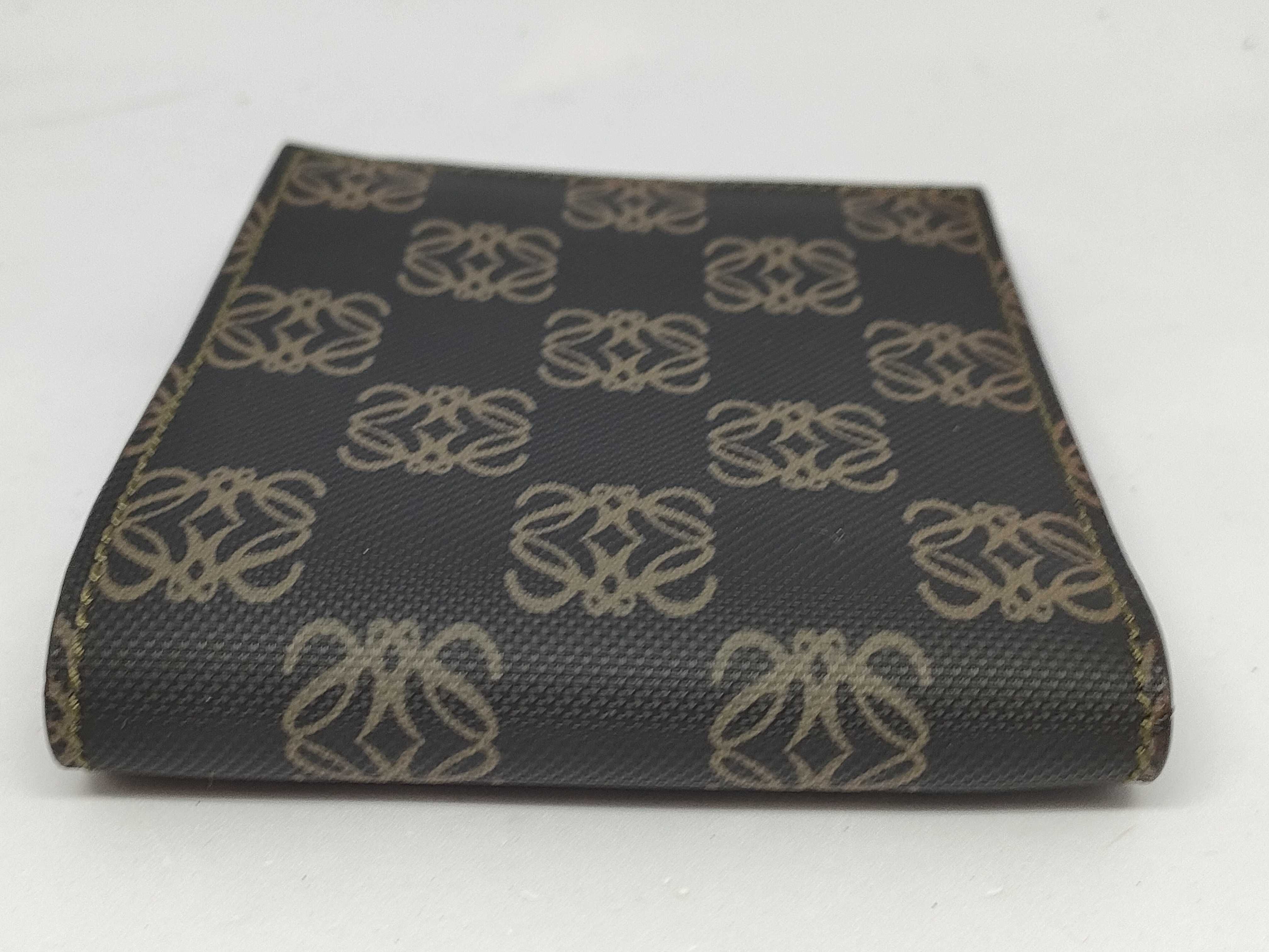 bi-fold wallet — view 5