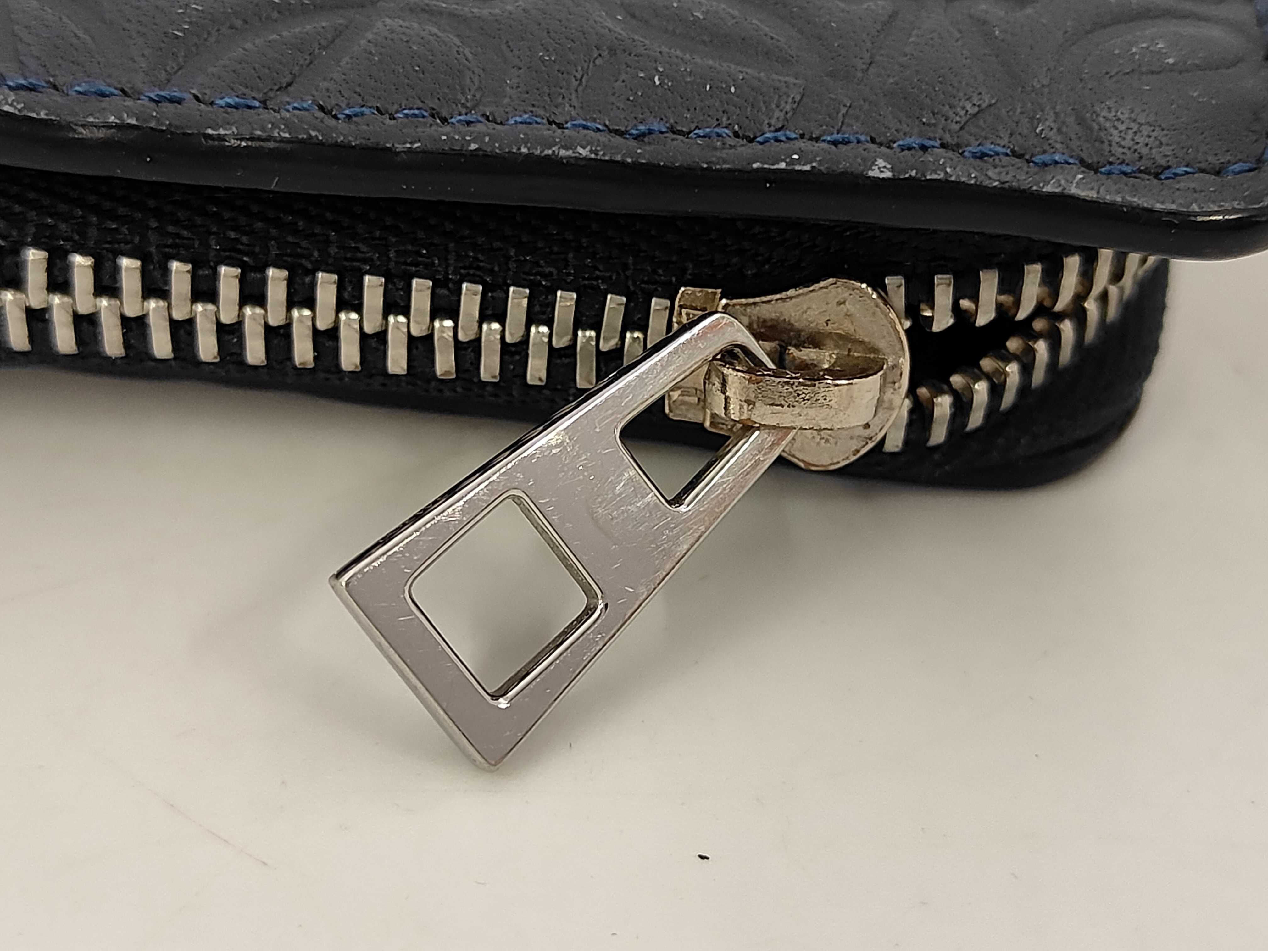Coin Case — view 3