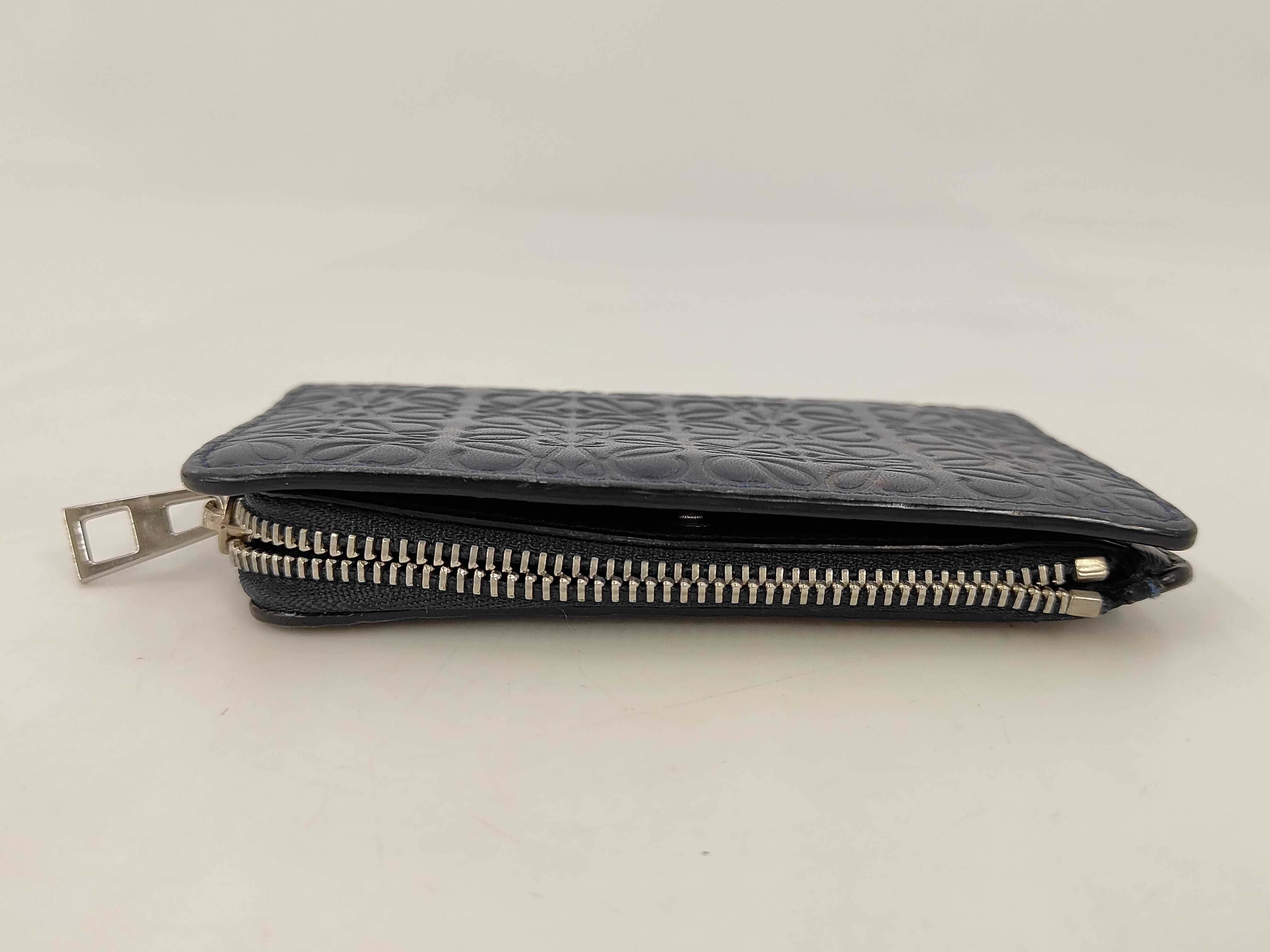 Coin Case — view 4
