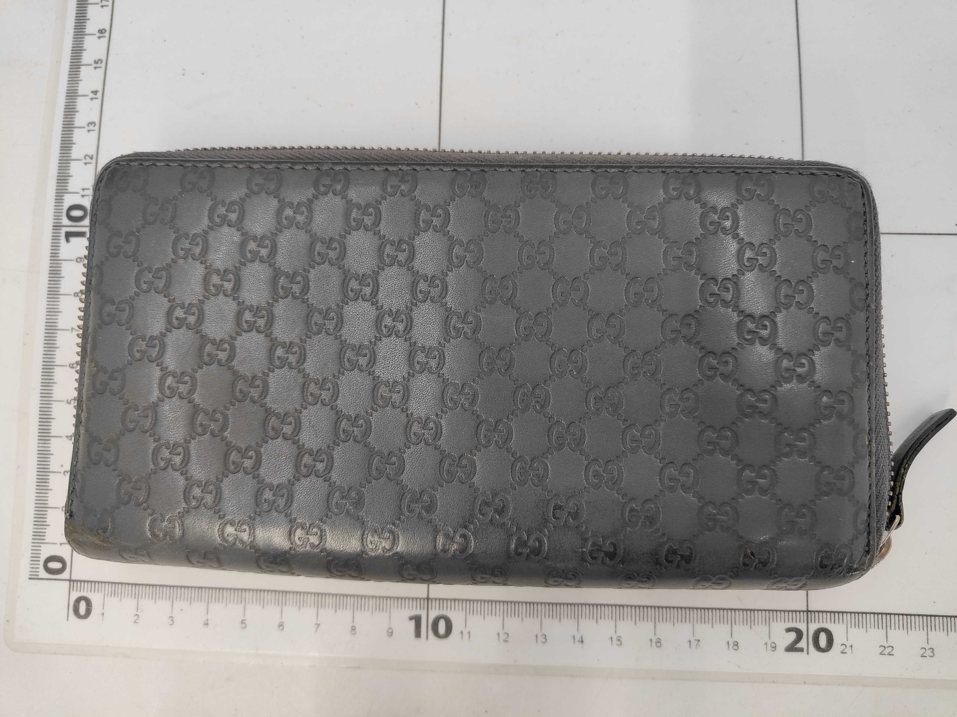 244994 Microguccissima Leather Round Zipper Wallet, Gray — view 2