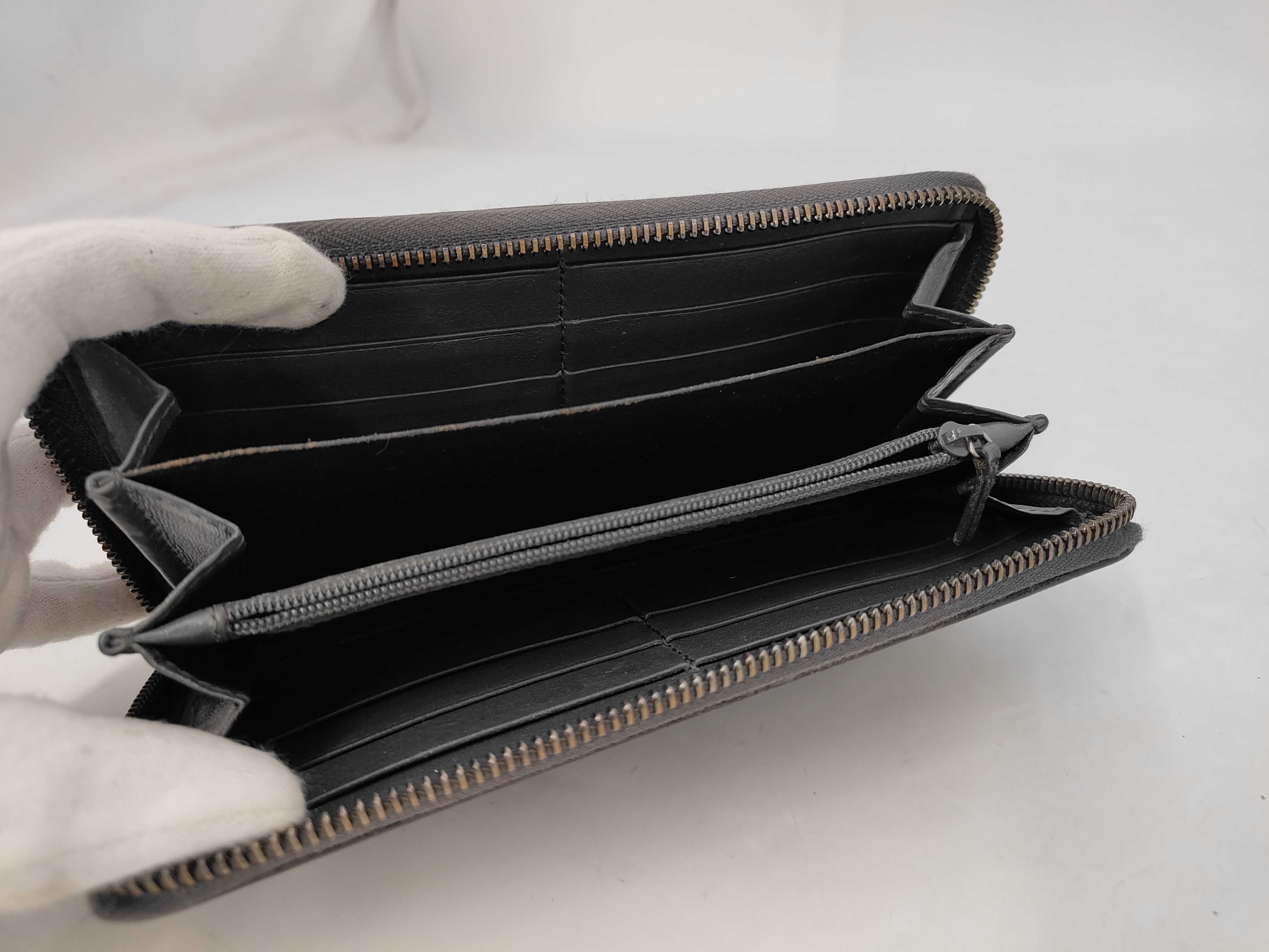 244994 Microguccissima Leather Round Zipper Wallet, Gray — view 4