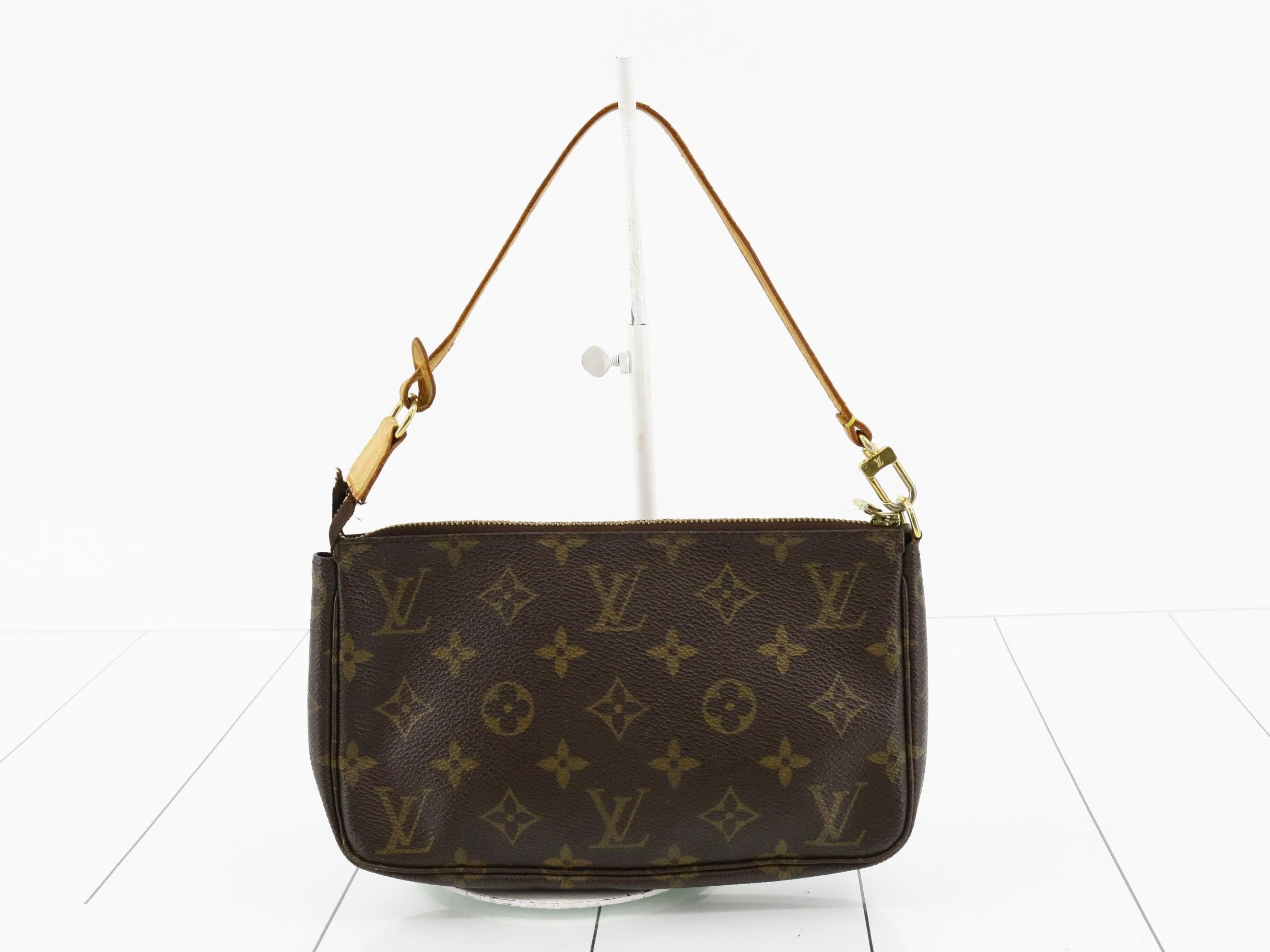 Pochette Accessoires (old model) — view 2